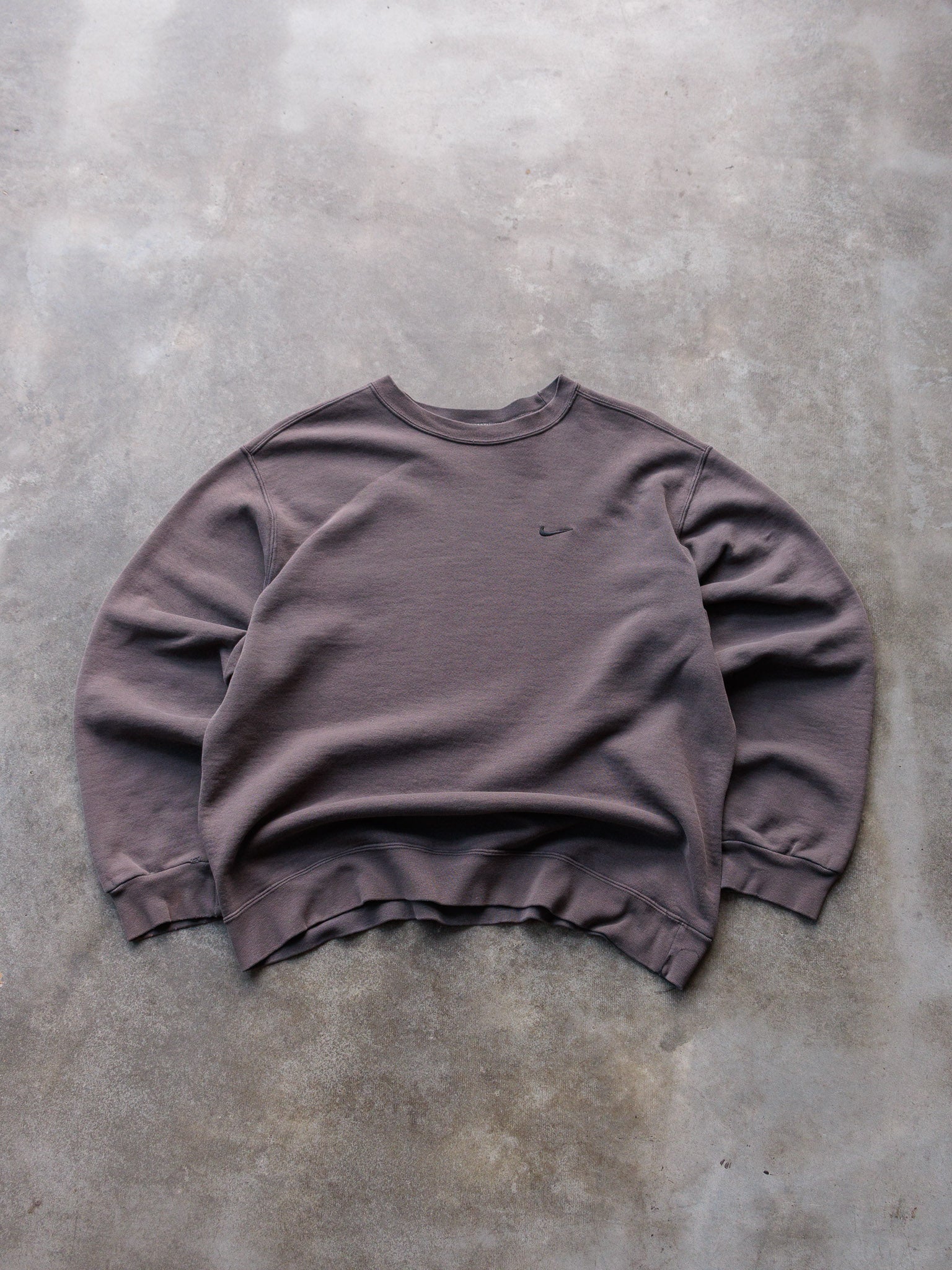 Vintage 90s Brown Nike Swoosh Sweatshirt (L)