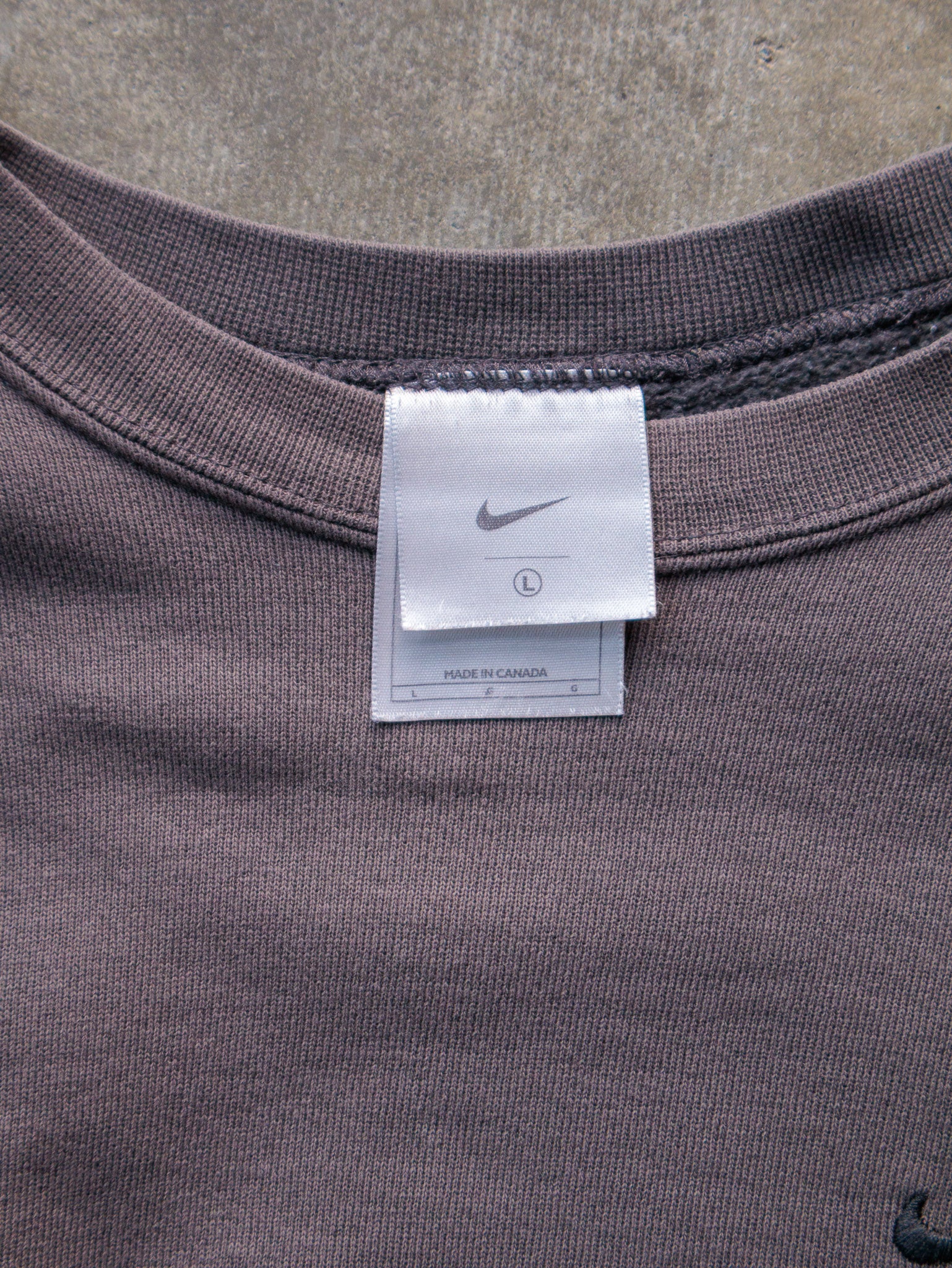 Vintage 90s Brown Nike Swoosh Sweatshirt (L)