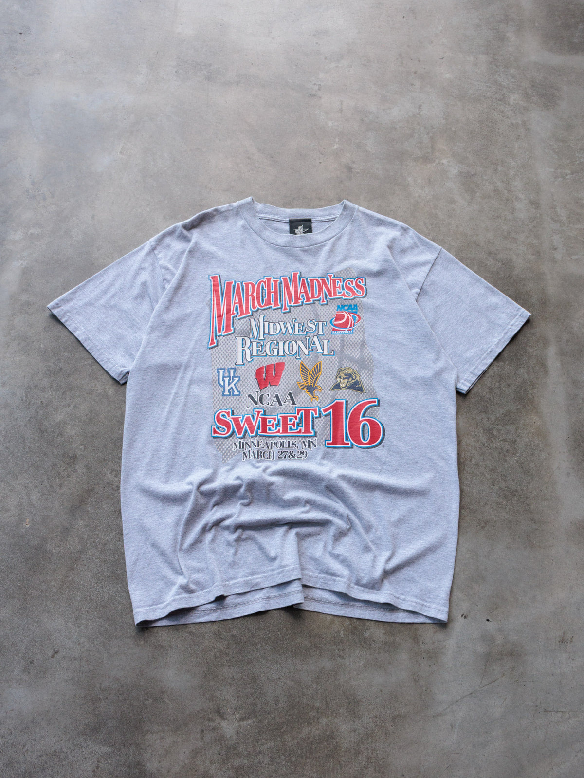 Vintage 00s Grey NCAA March Madness Sweet 16 Tee (XL)