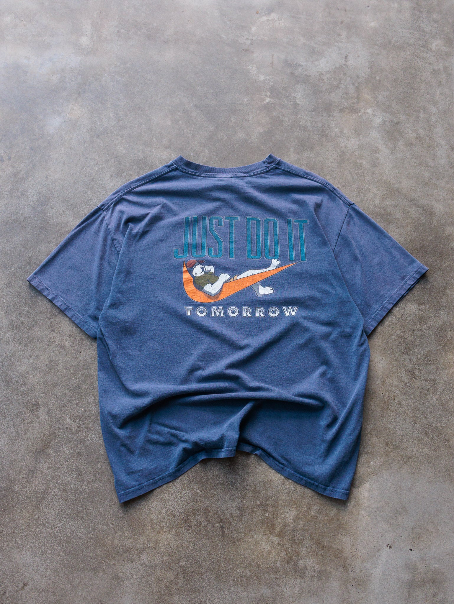 Vintage 90s Blue Big Dogs Just Do It Tomorrow Tee (L)