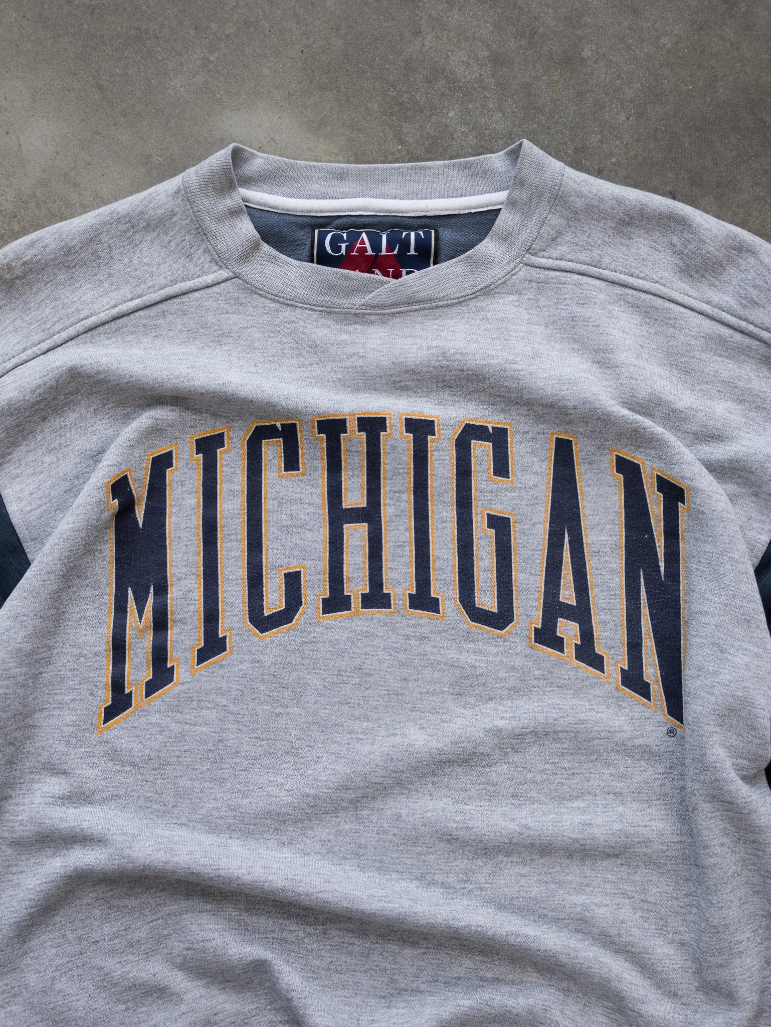 Vintage Grey Michigan Wolverines Sweatshirt (L)
