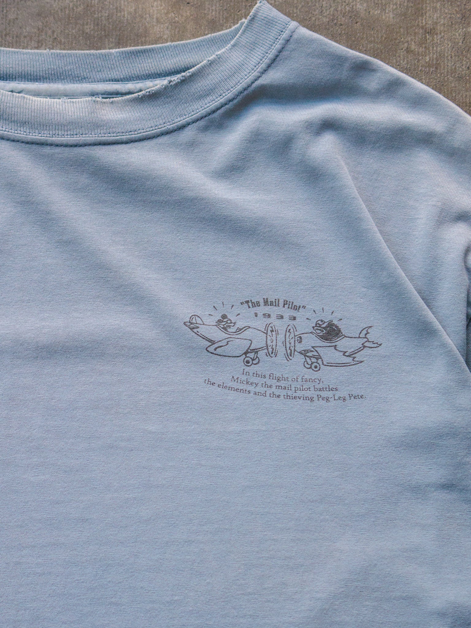Vintage 90s Light Blue Mickey Mouse The Mail Pilot Tee (L)