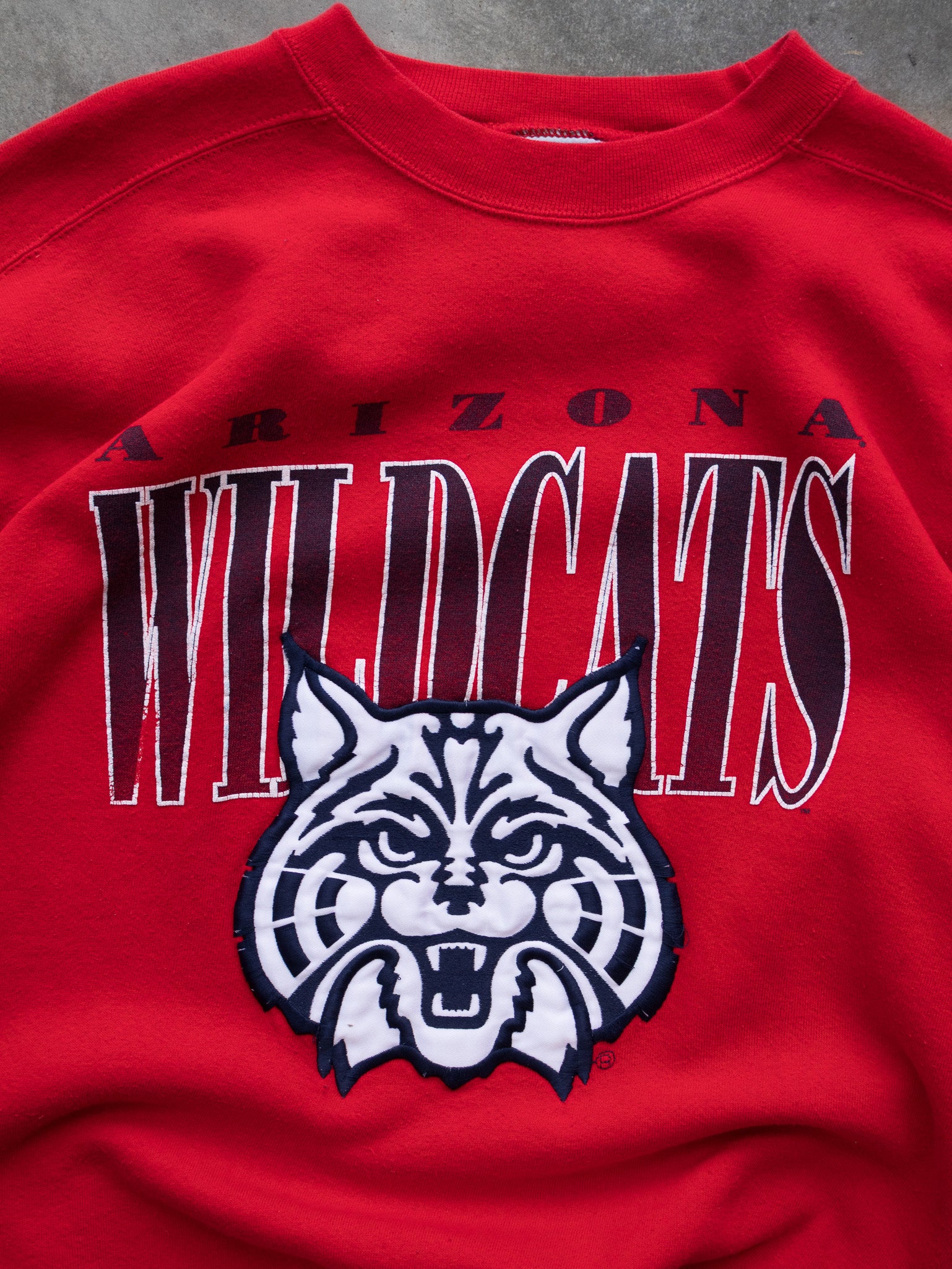 Vintage Red Arizona Wildcats Sweatshirt (L)