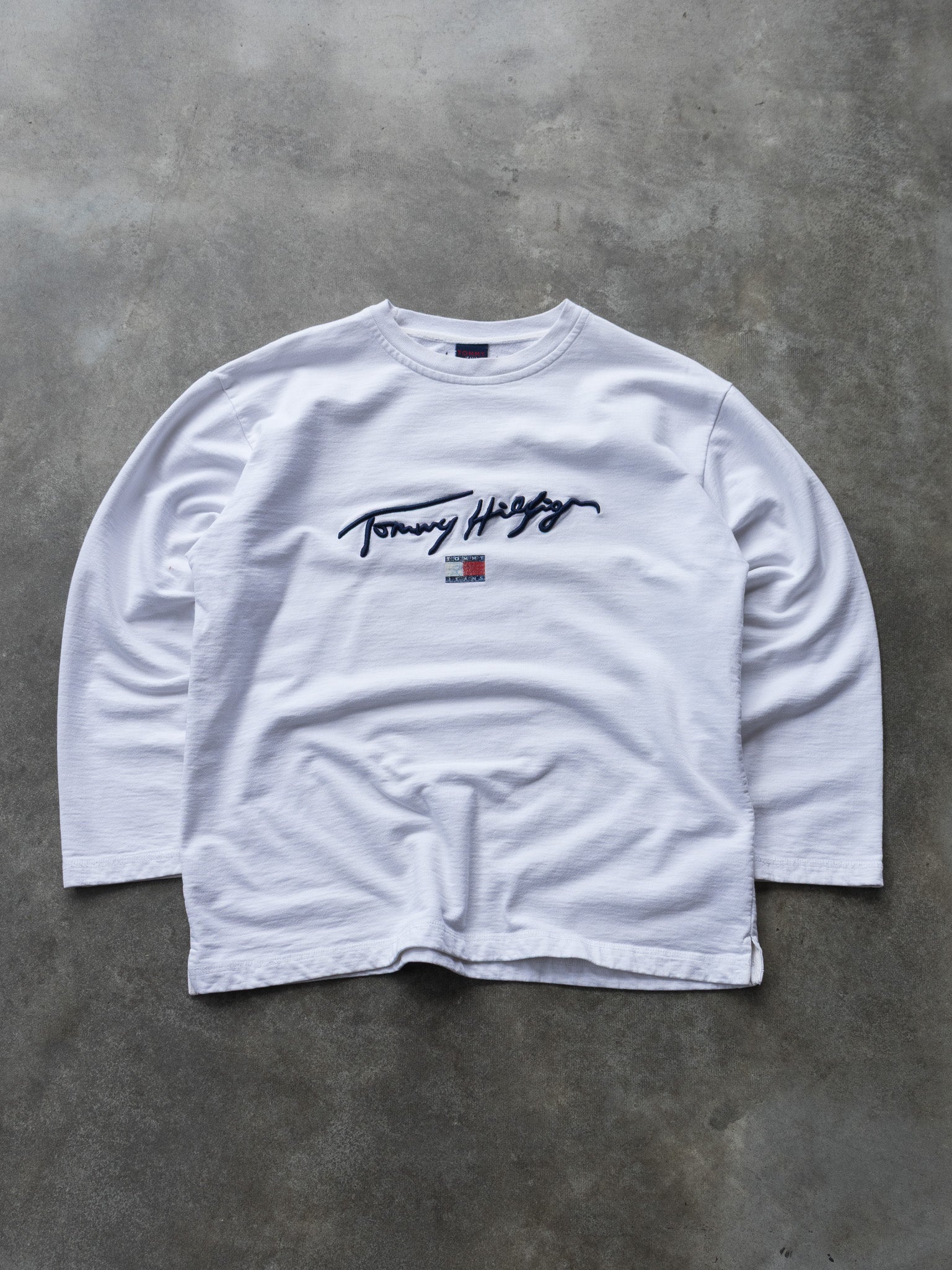 Vintage 00s White Tommy Hilfiger Spell Out Long Sleeve (M)