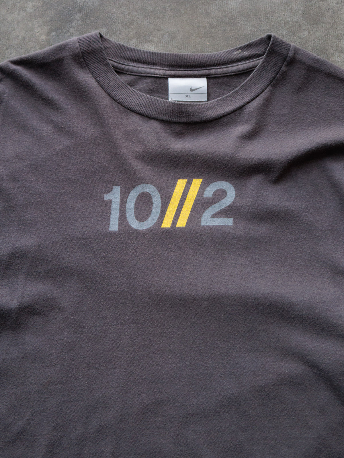Vintage 00s Grey Nike Long Sleeve Tee (XL)