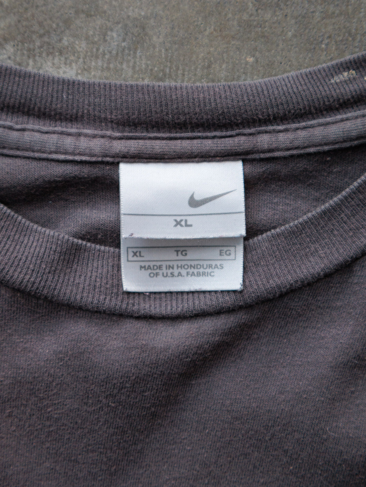 Vintage 00s Grey Nike Long Sleeve Tee (XL)