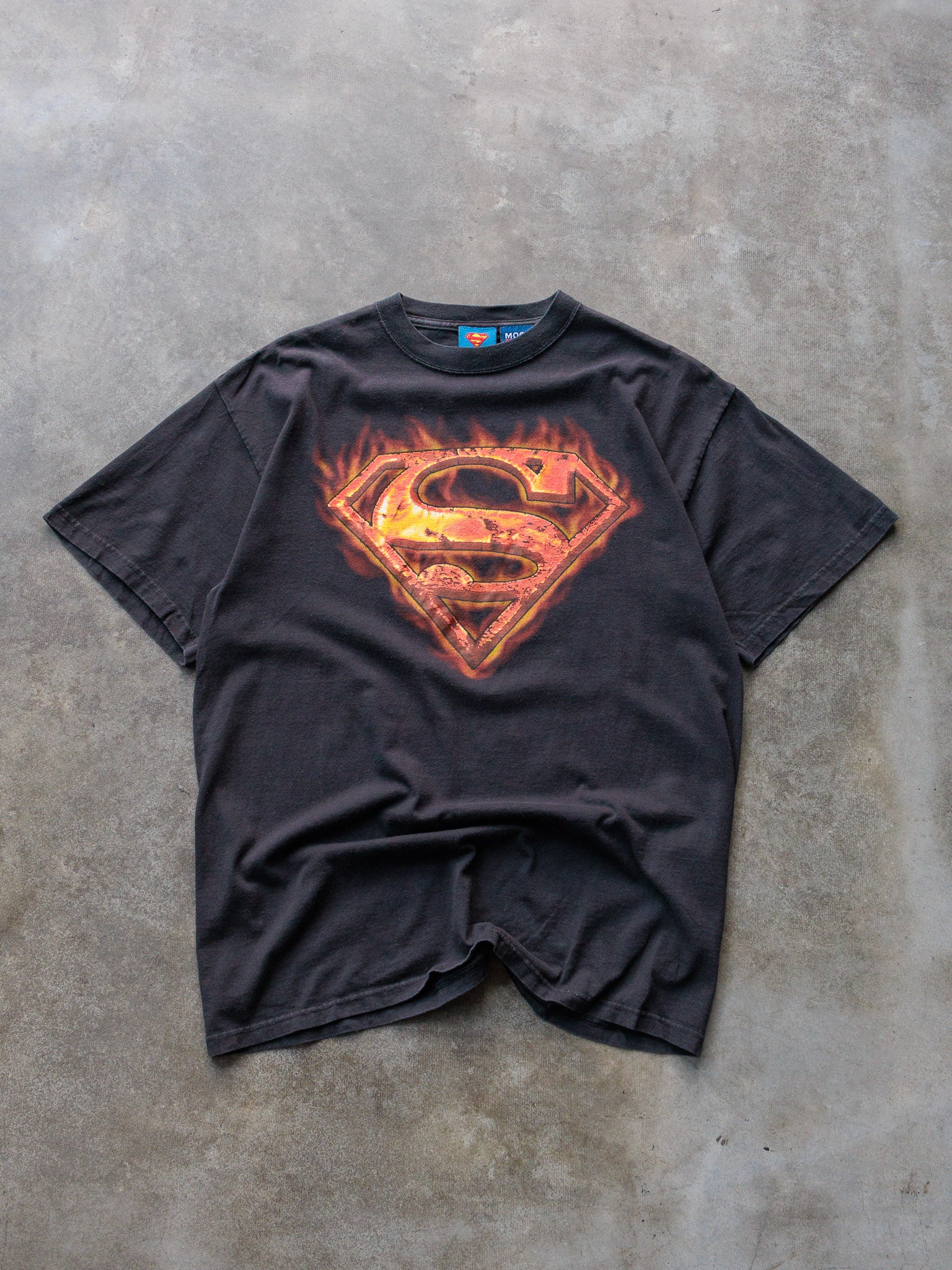 Vintage 00s Black Superman Flame Graphic Tee (L)