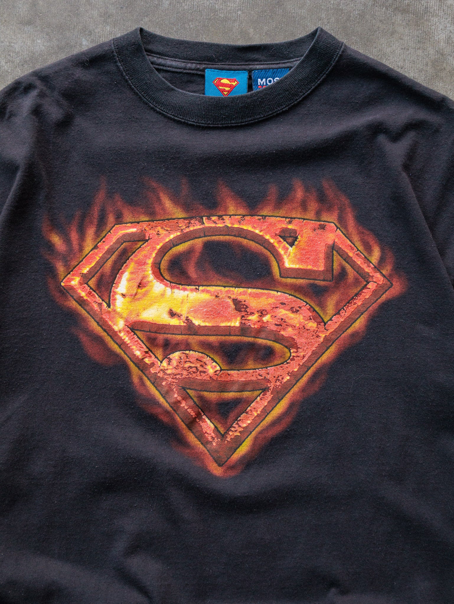 Vintage 00s Black Superman Flame Graphic Tee (L)