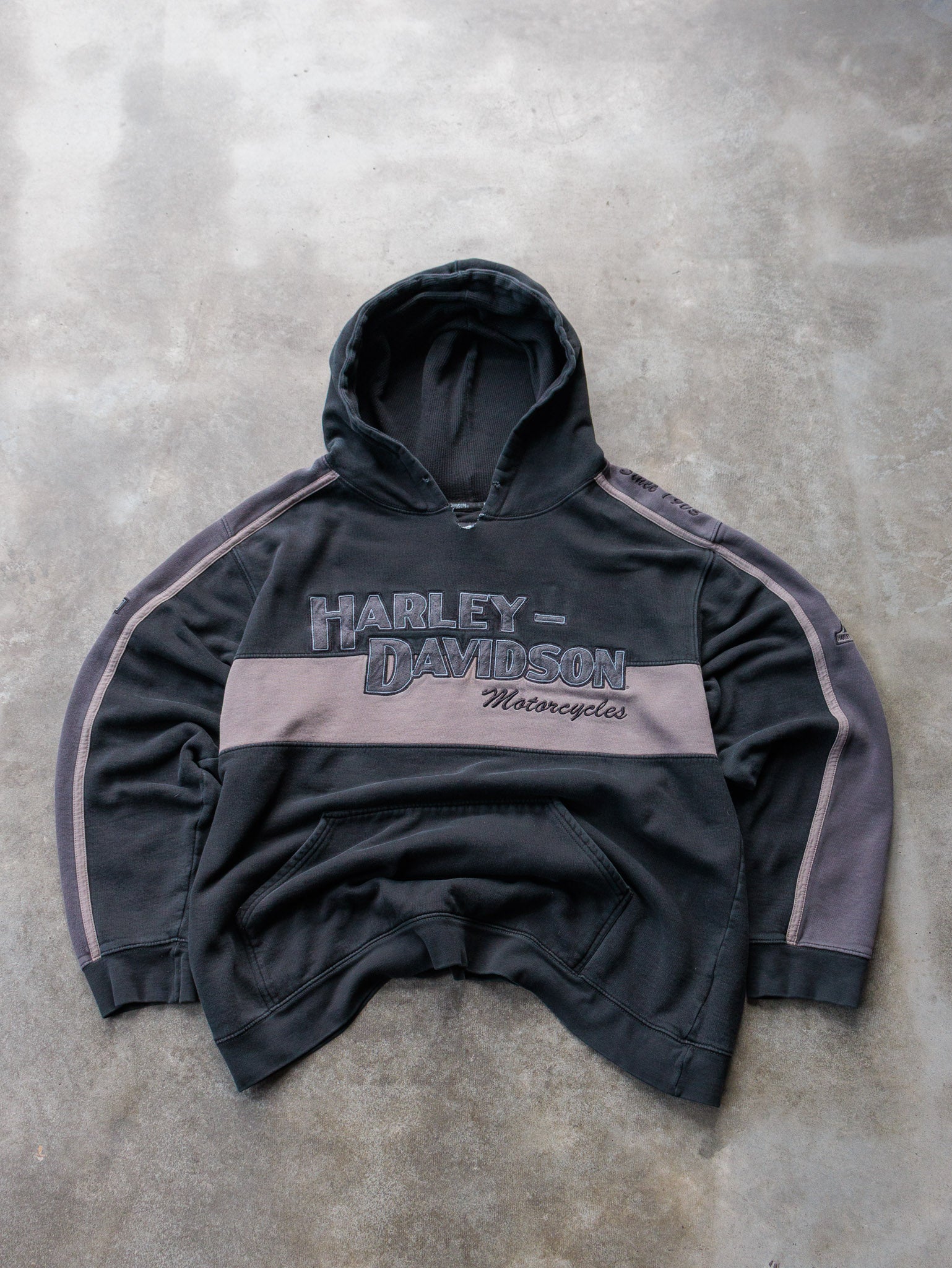 Vintage Black & Grey Harley-Davidson Motorcycles Hoodie (XL)
