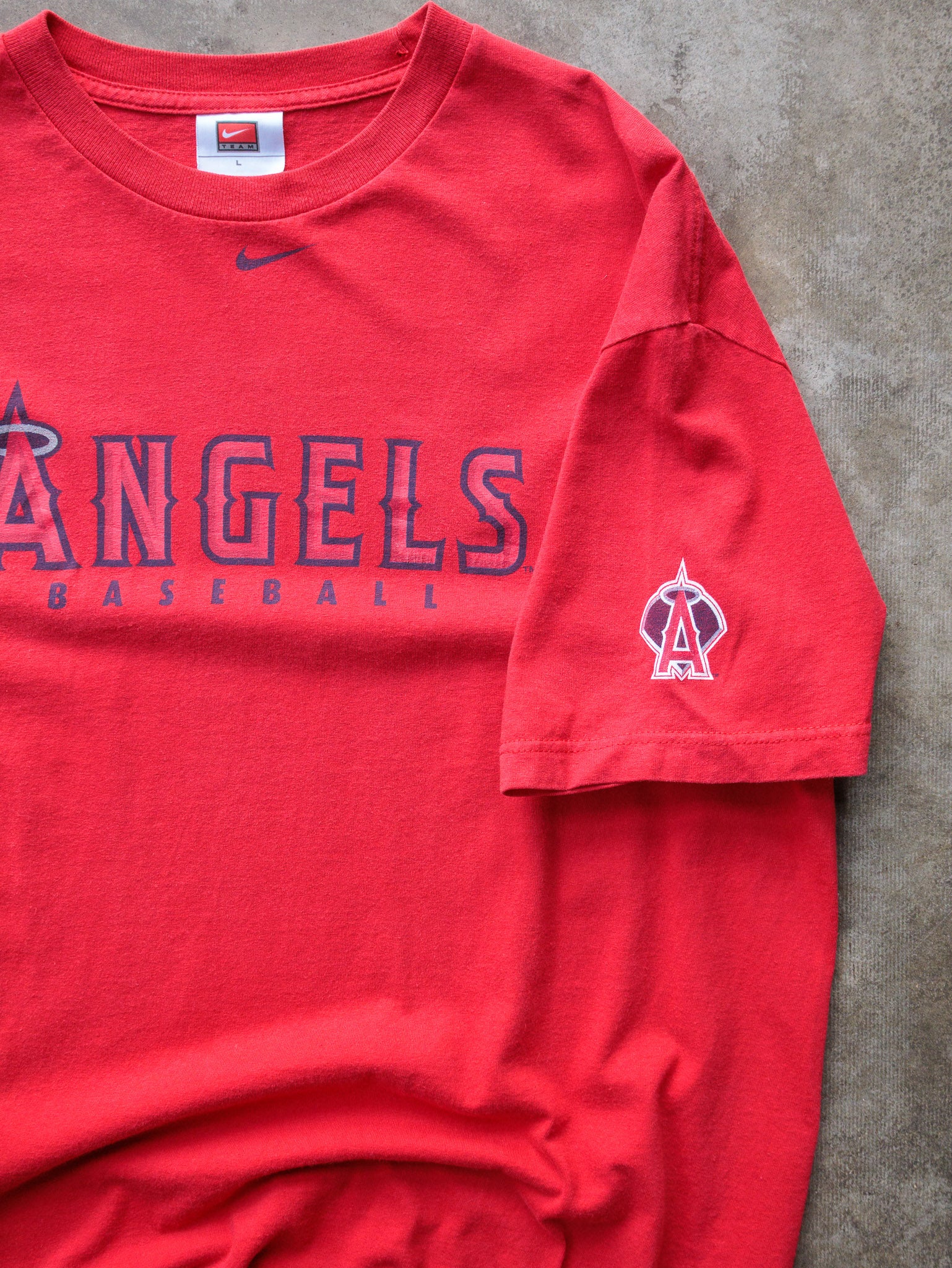 Vintage 00s Red Nike Anaheim Angels Tee (L)