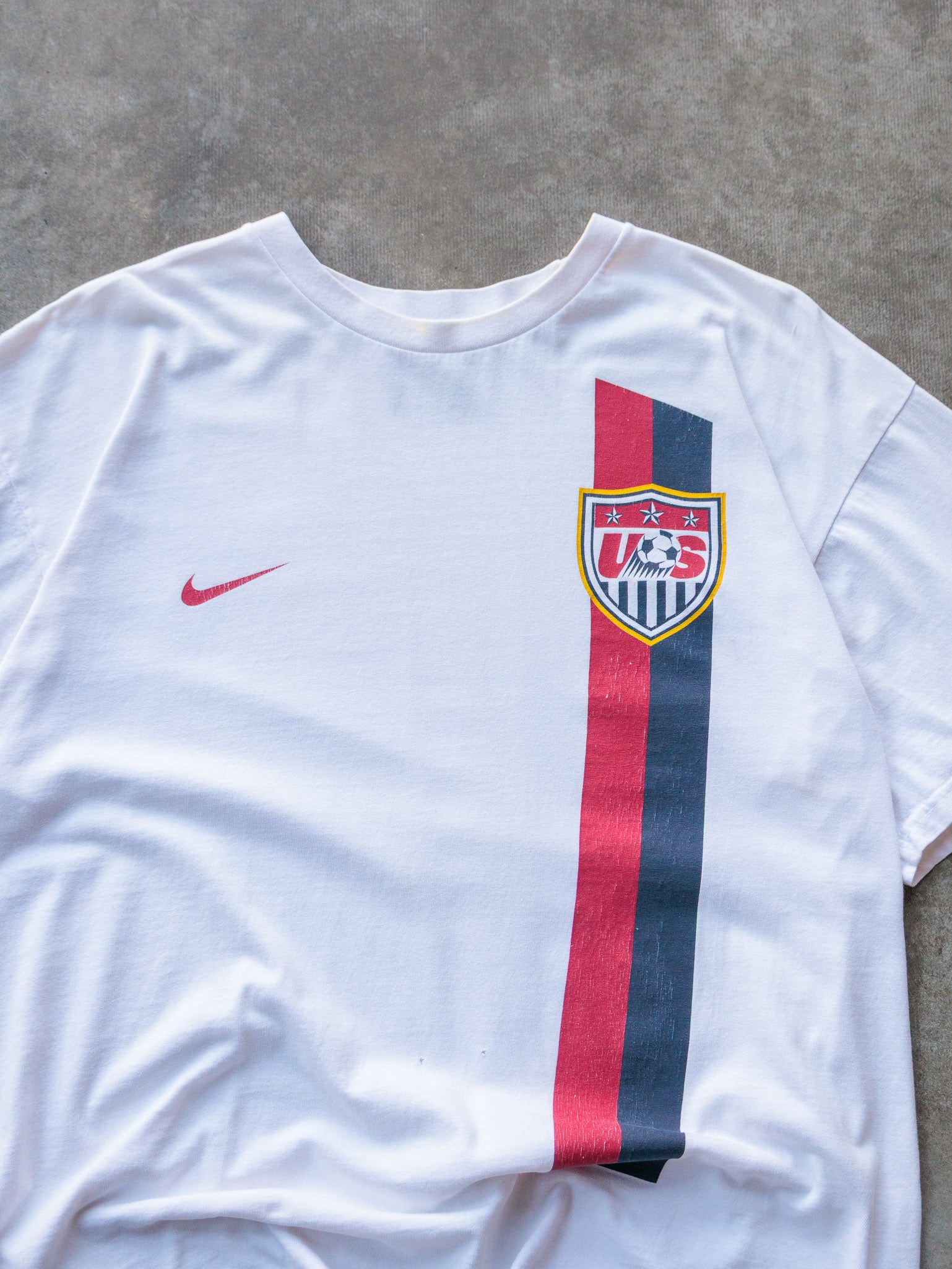 Vintage 00s White Nike US Soccer Tee (L)