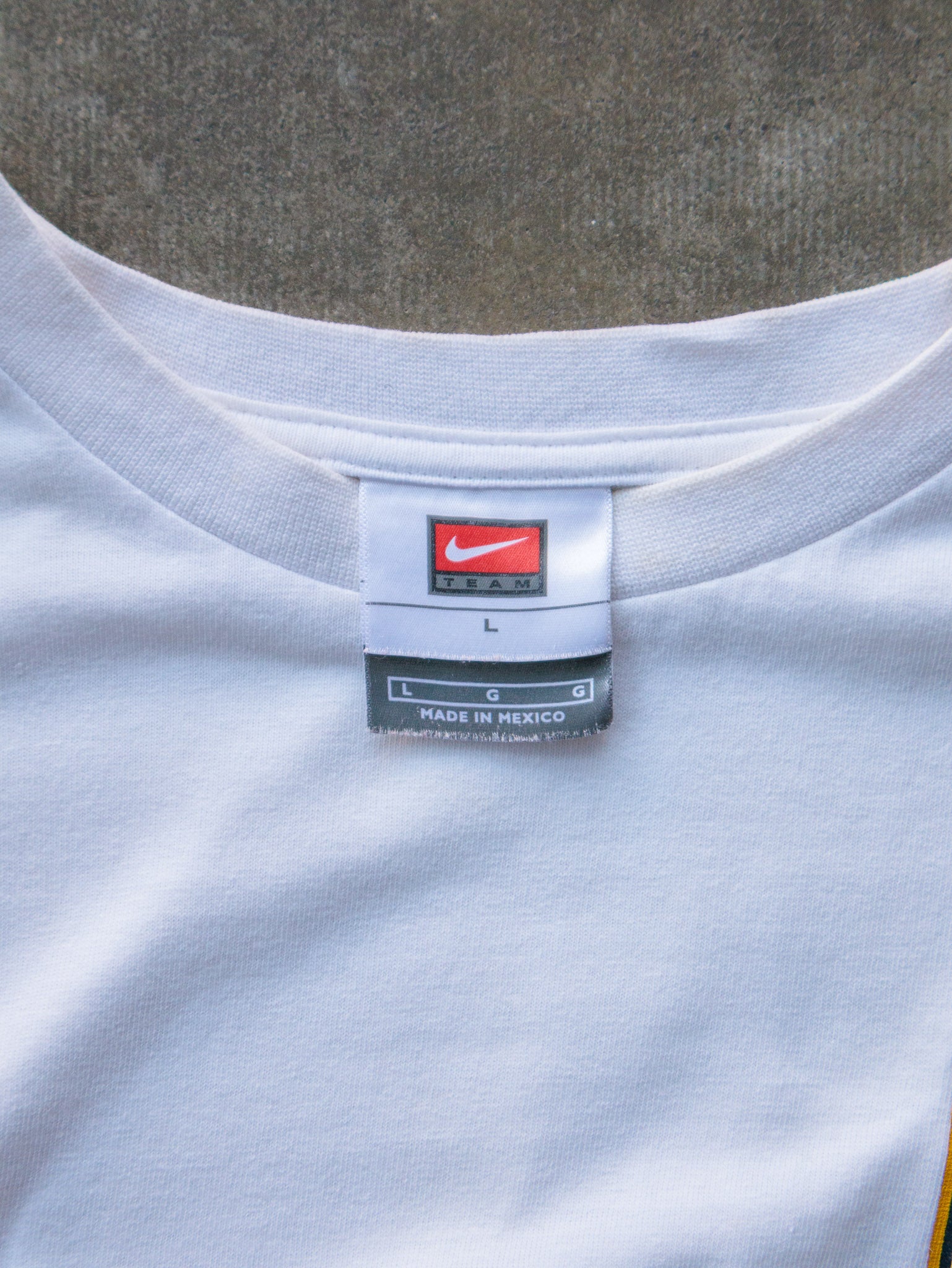 Vintage 00s White Nike US Soccer Tee (L)