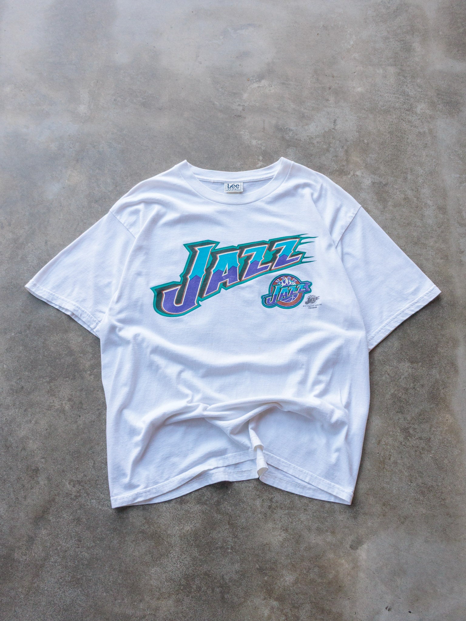Vintage 90s Lee Sport Utah Jazz Karl Malone Tee (L)