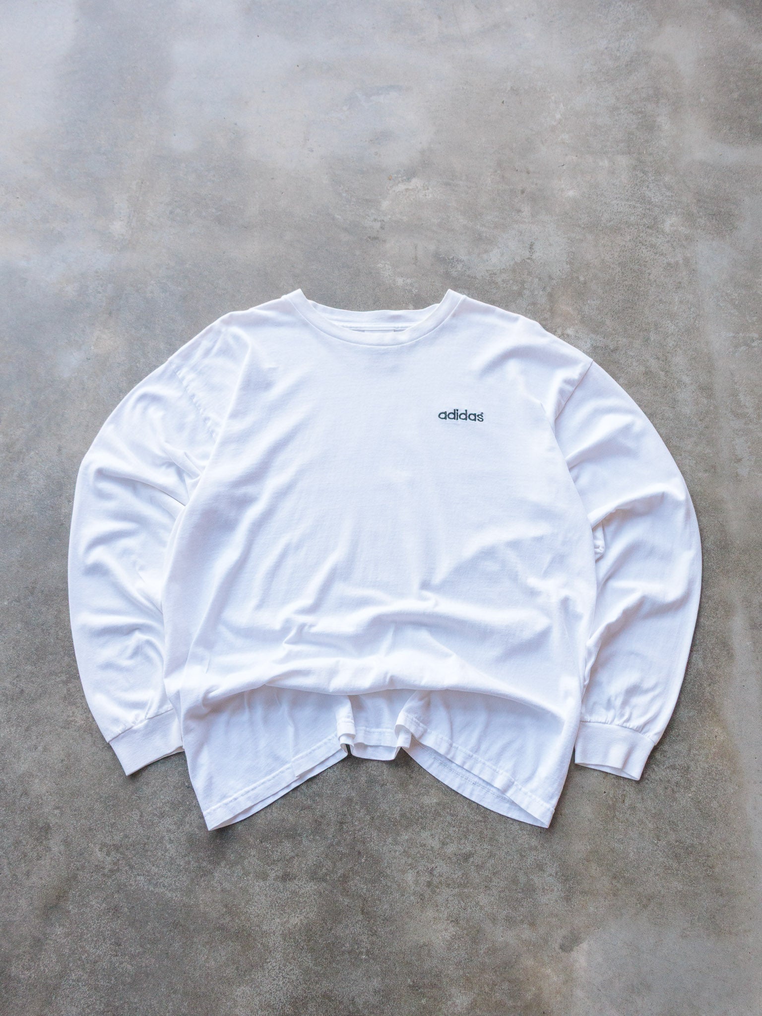 Vintage 90s White Adidas Long Sleeve (L)