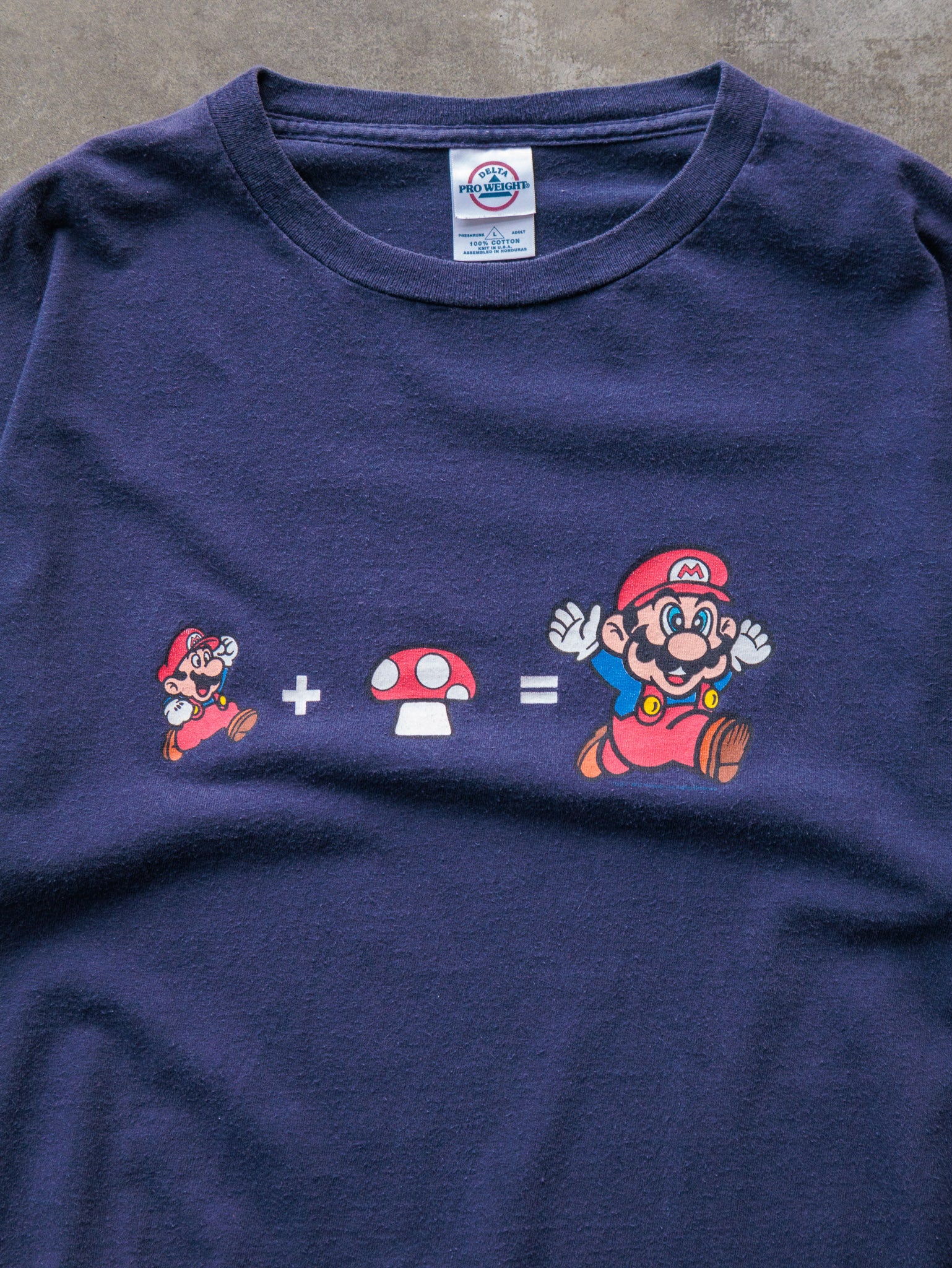 Vintage 00s Navy Super Mario Tee (L)