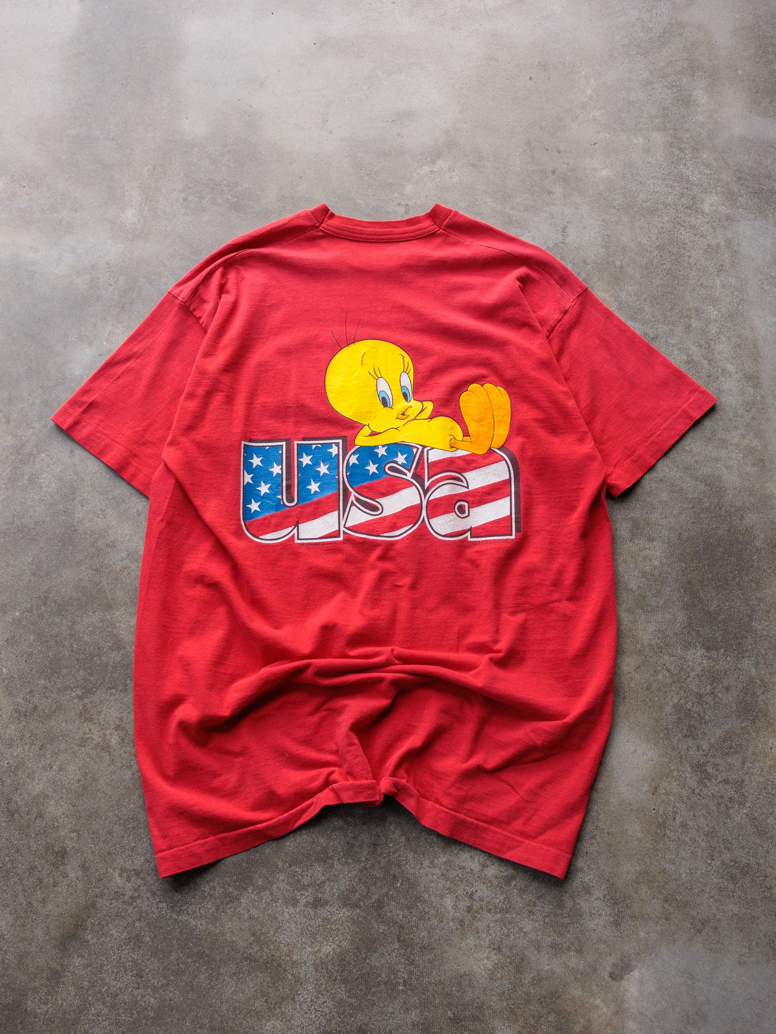 Vintage 1995 Fruit of the Loom Tweety Bird USA Tee (2XL)
