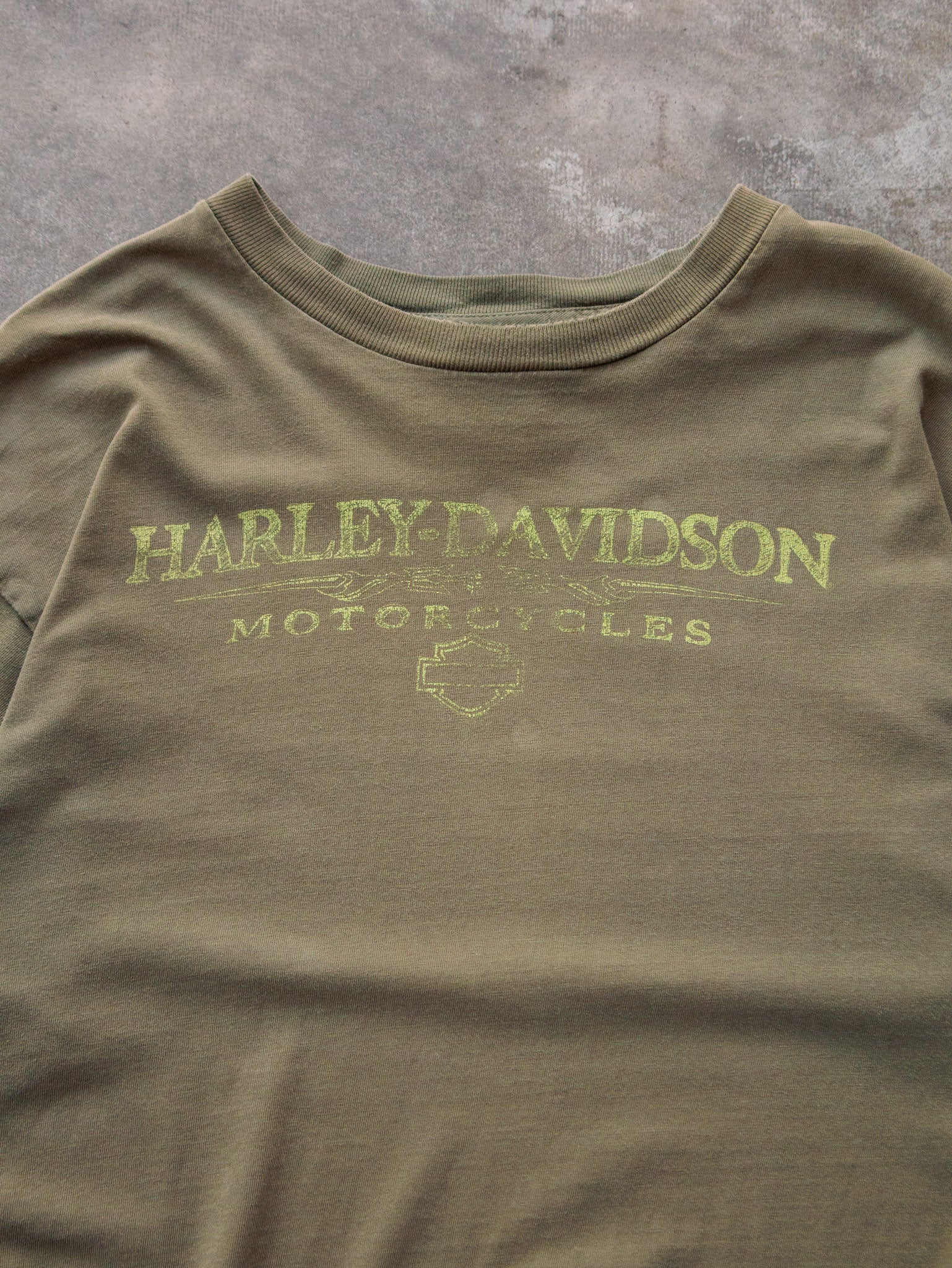 Vintage Olive Harley-Davidson Saskatoon Canada Tee (XL)