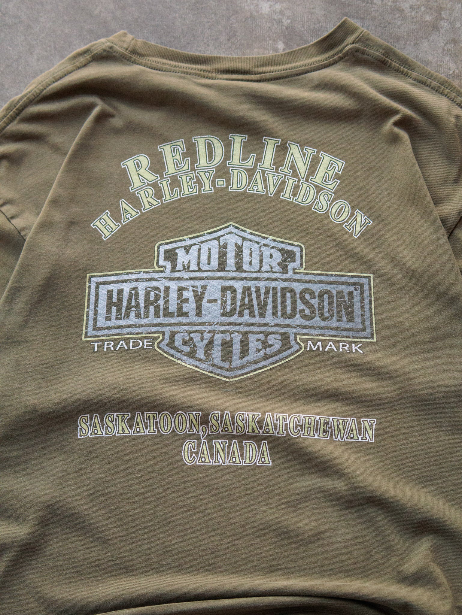 Vintage Olive Harley-Davidson Saskatoon Canada Tee (XL)