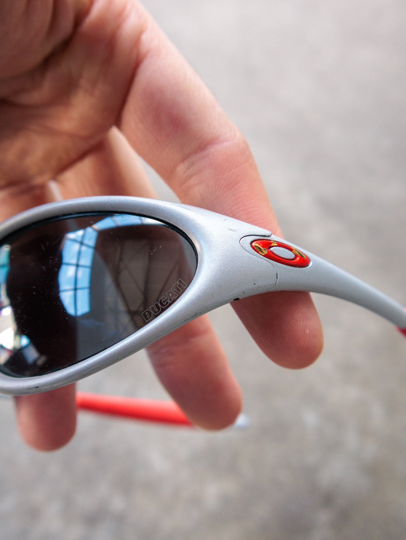 Vintage 2003 Silver Oakley Minute Gen 2 Ducati Sunglasses