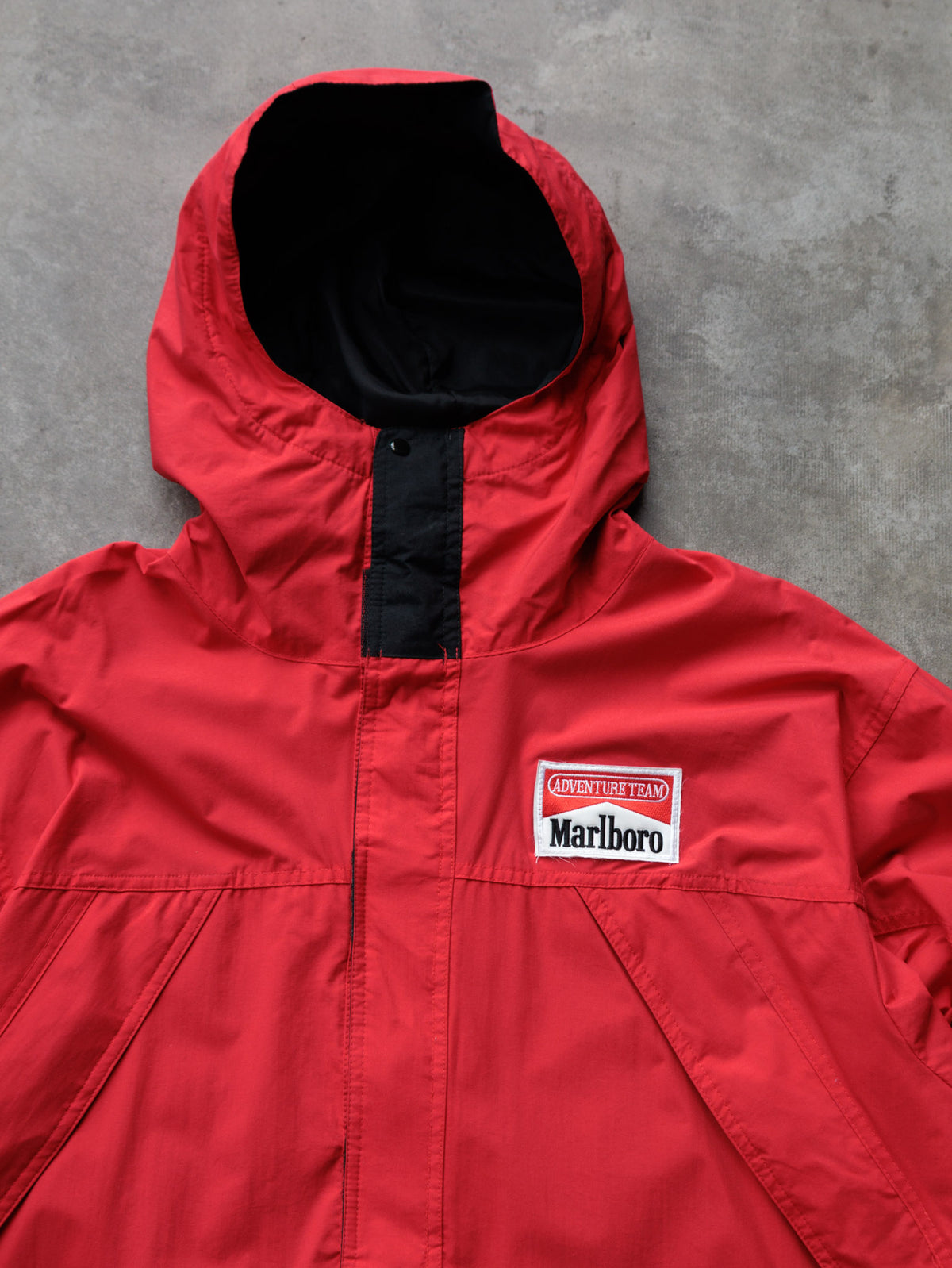 Vintage 90s Red Marlboro Adventure Team Windbreaker (L)