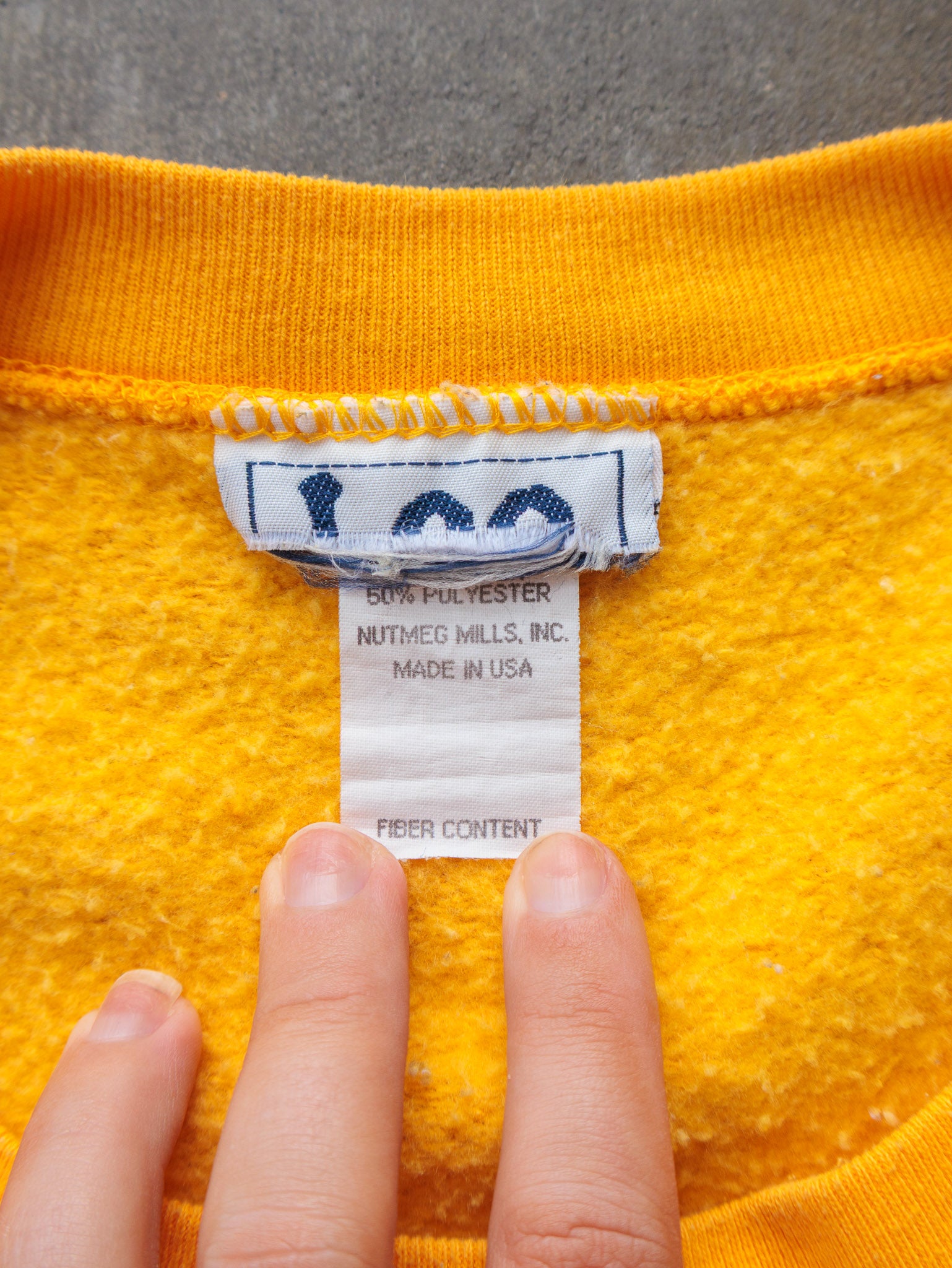 Vintage 90s Yellow Pittsburgh Steelers Sweatshirt (2XL)
