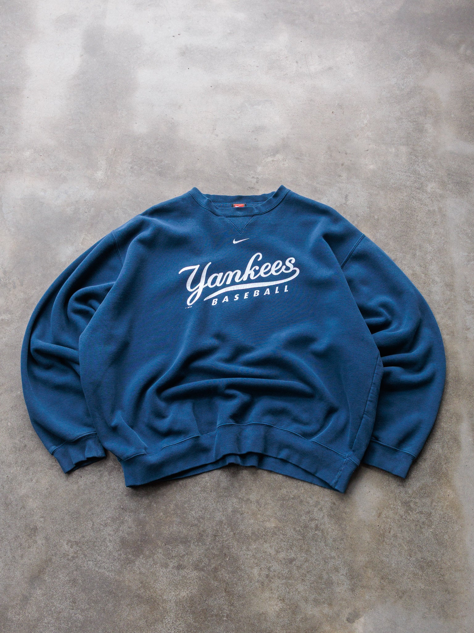 Vintage 00s Nike New York Yankees Sweatshirt (XL)