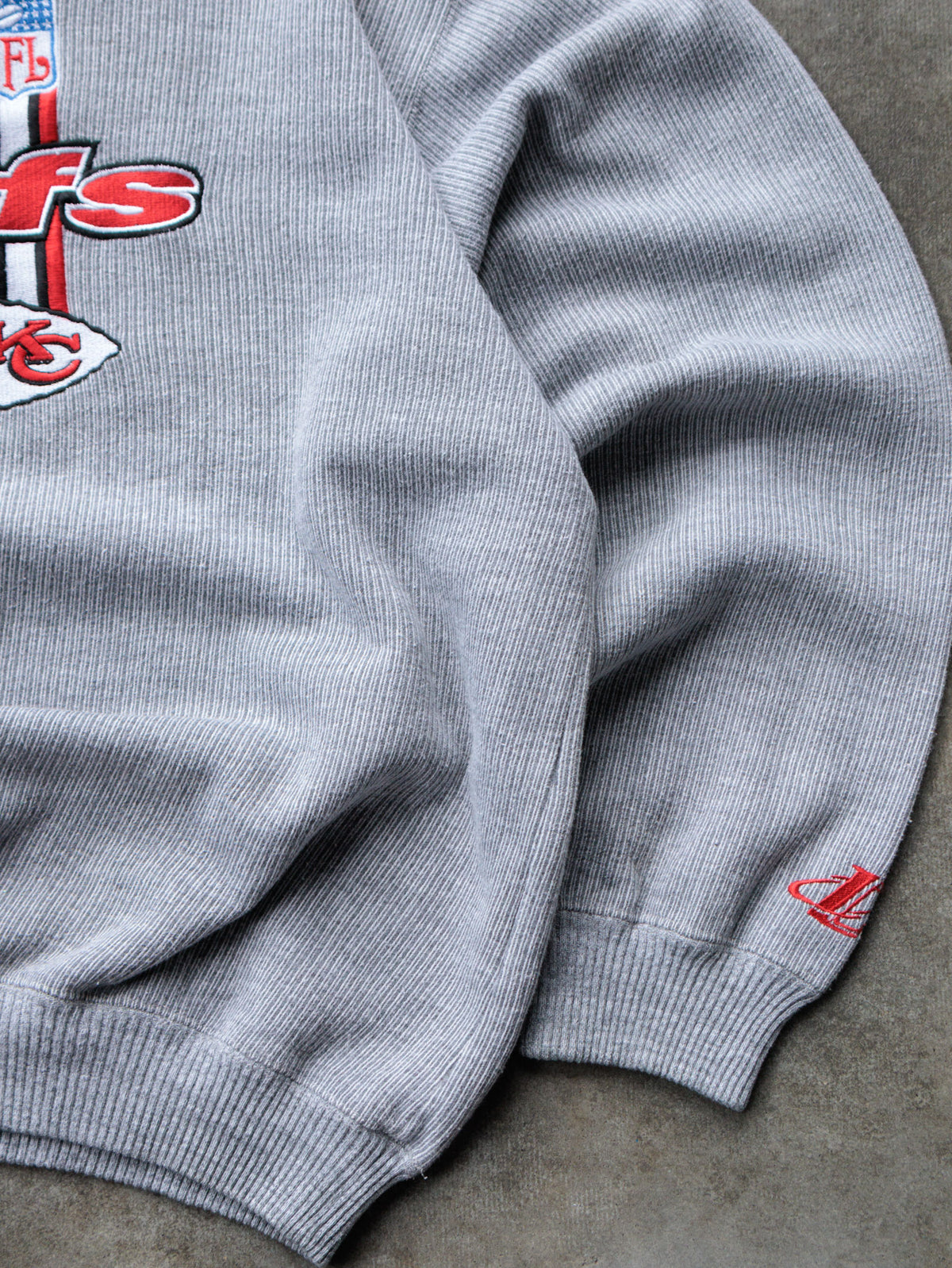 Vintage 90s Grey Kansas City Chiefs Sweatshirt (L)
