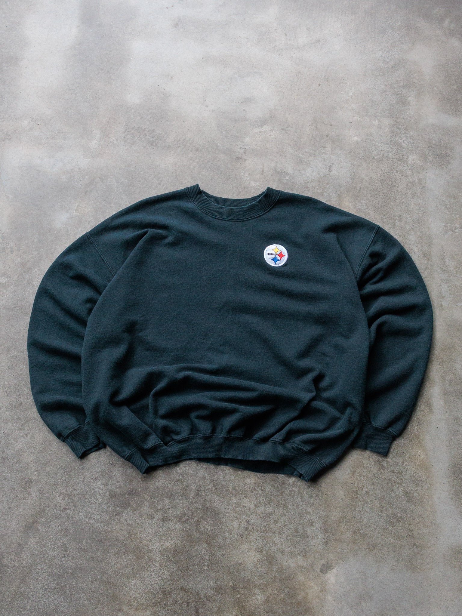 Vintage Black Pittsburgh Steelers Sweatshirt (XL)