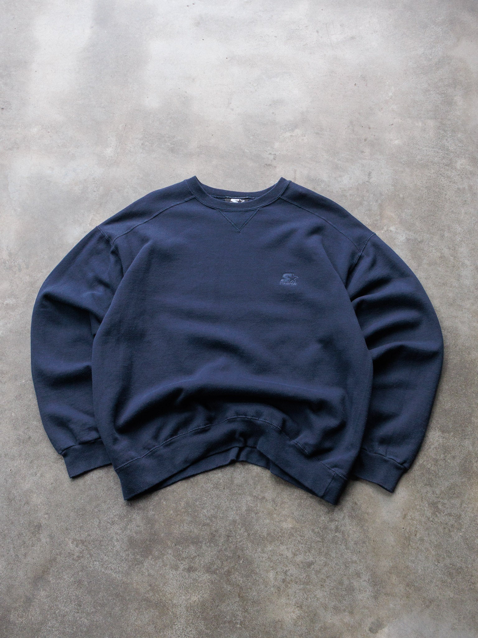 Vintage 00s Navy Starter Sweatshirt (M)
