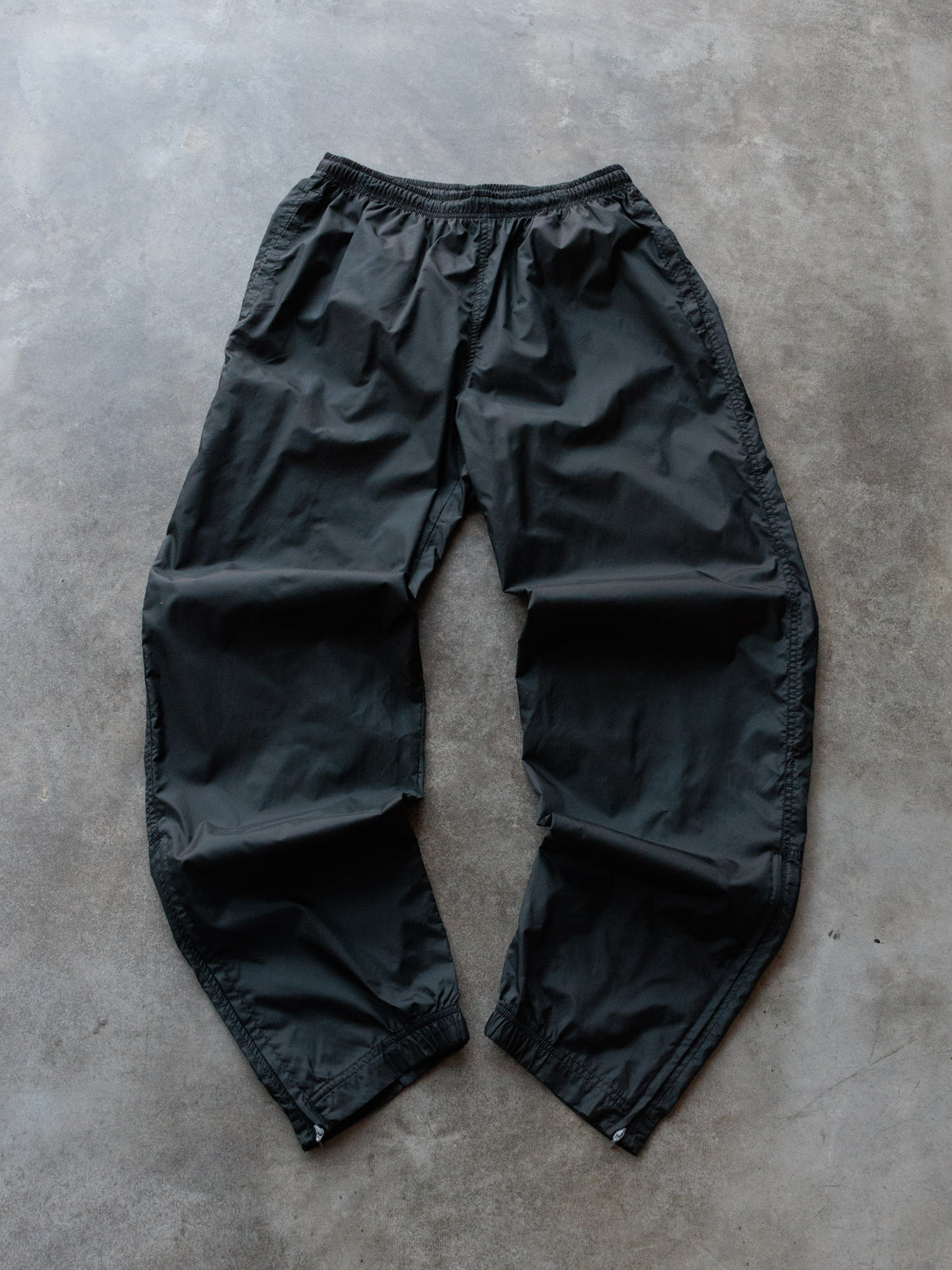 Vintage Black Nike Track Pants (L)