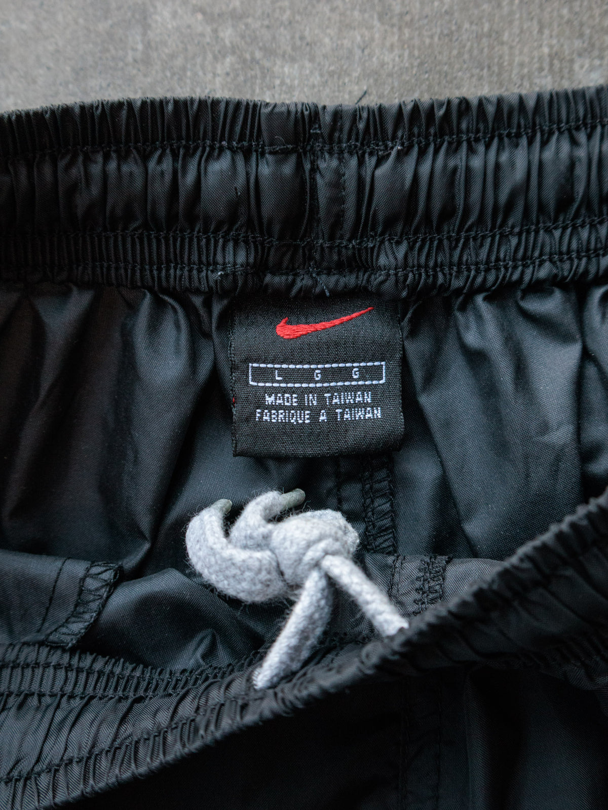 Vintage Black Nike Track Pants (L)