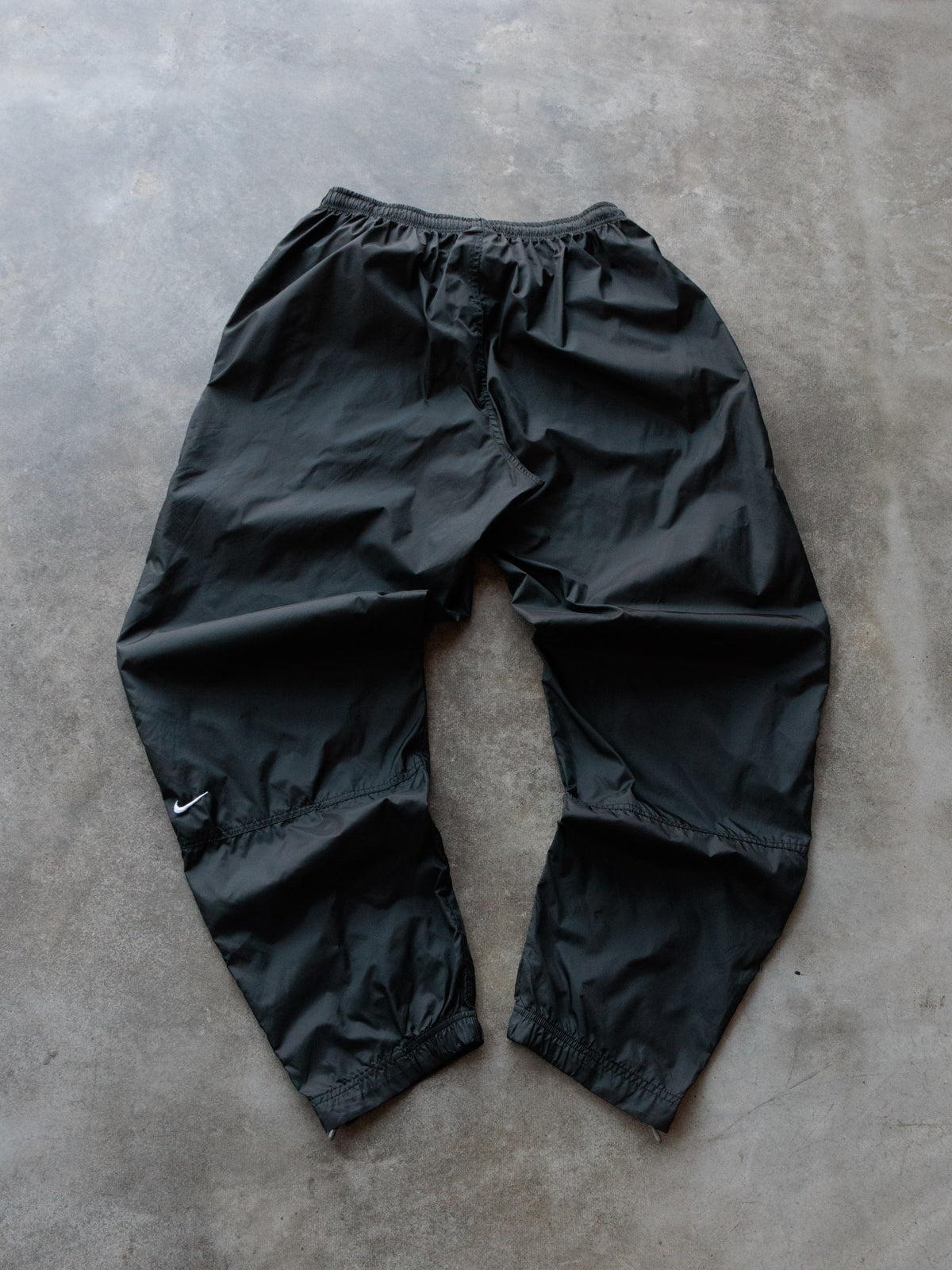 Vintage Black Nike Track Pants (L)