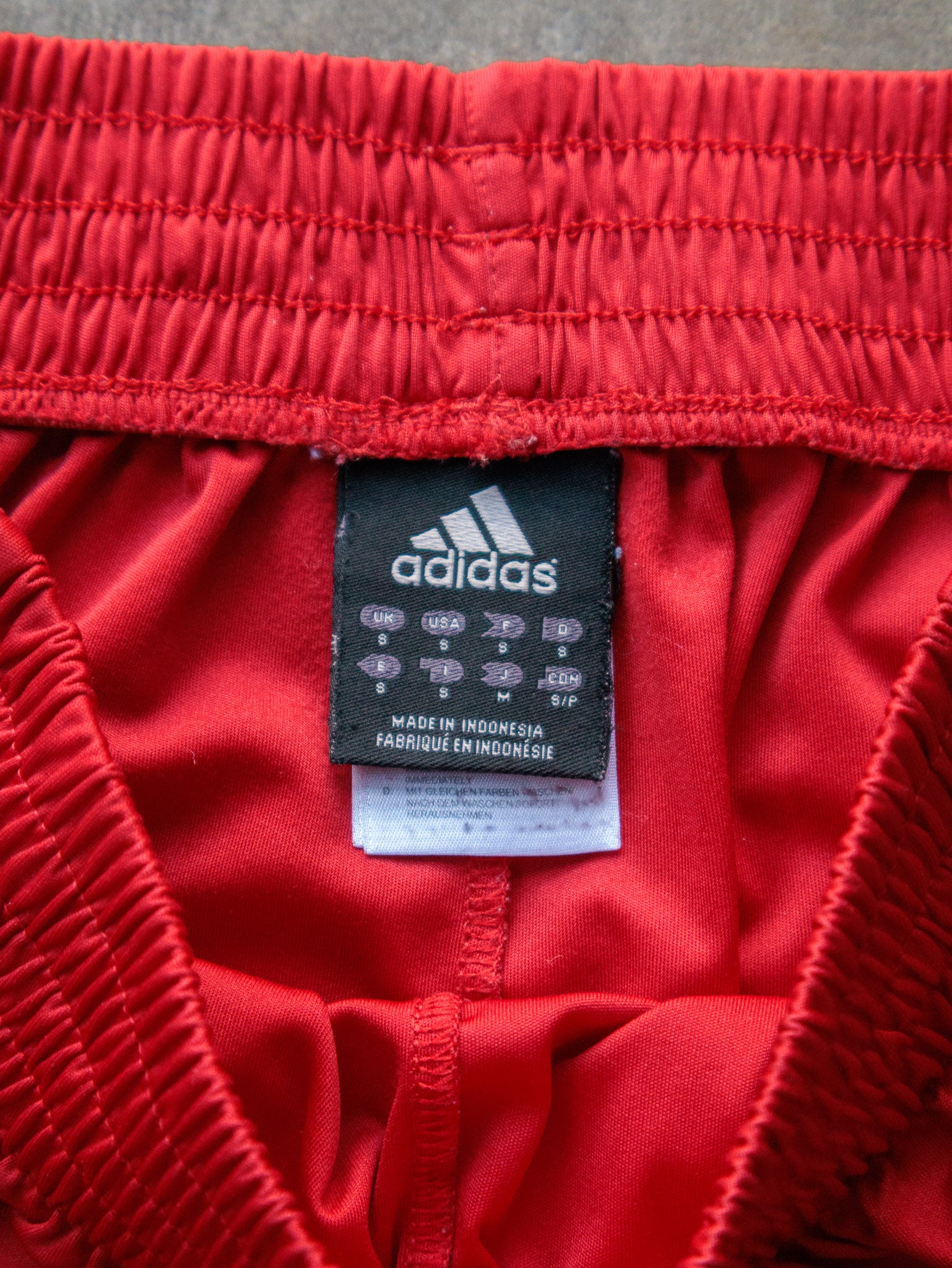 Vintage Red Adidas Shorts (S)