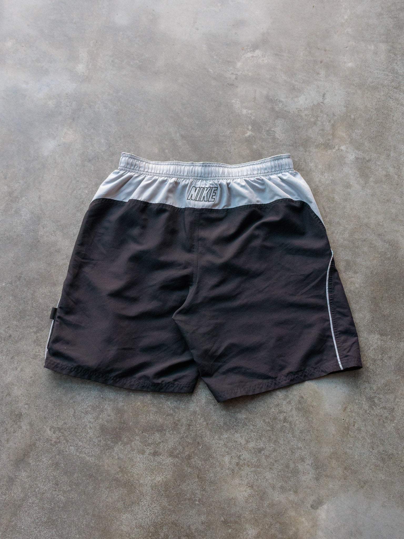 Vintage 00s Black Nike Swim Shorts (L)