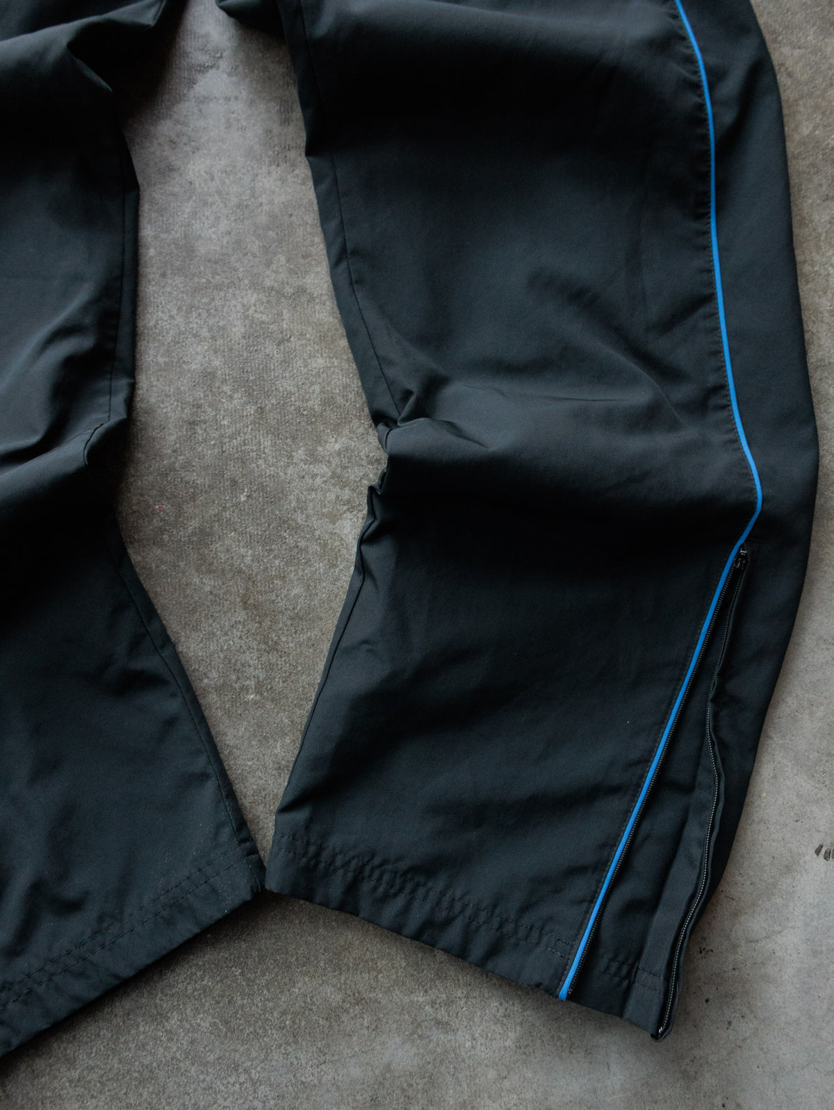 Vintage 00s Black Nike Track Pants (S)
