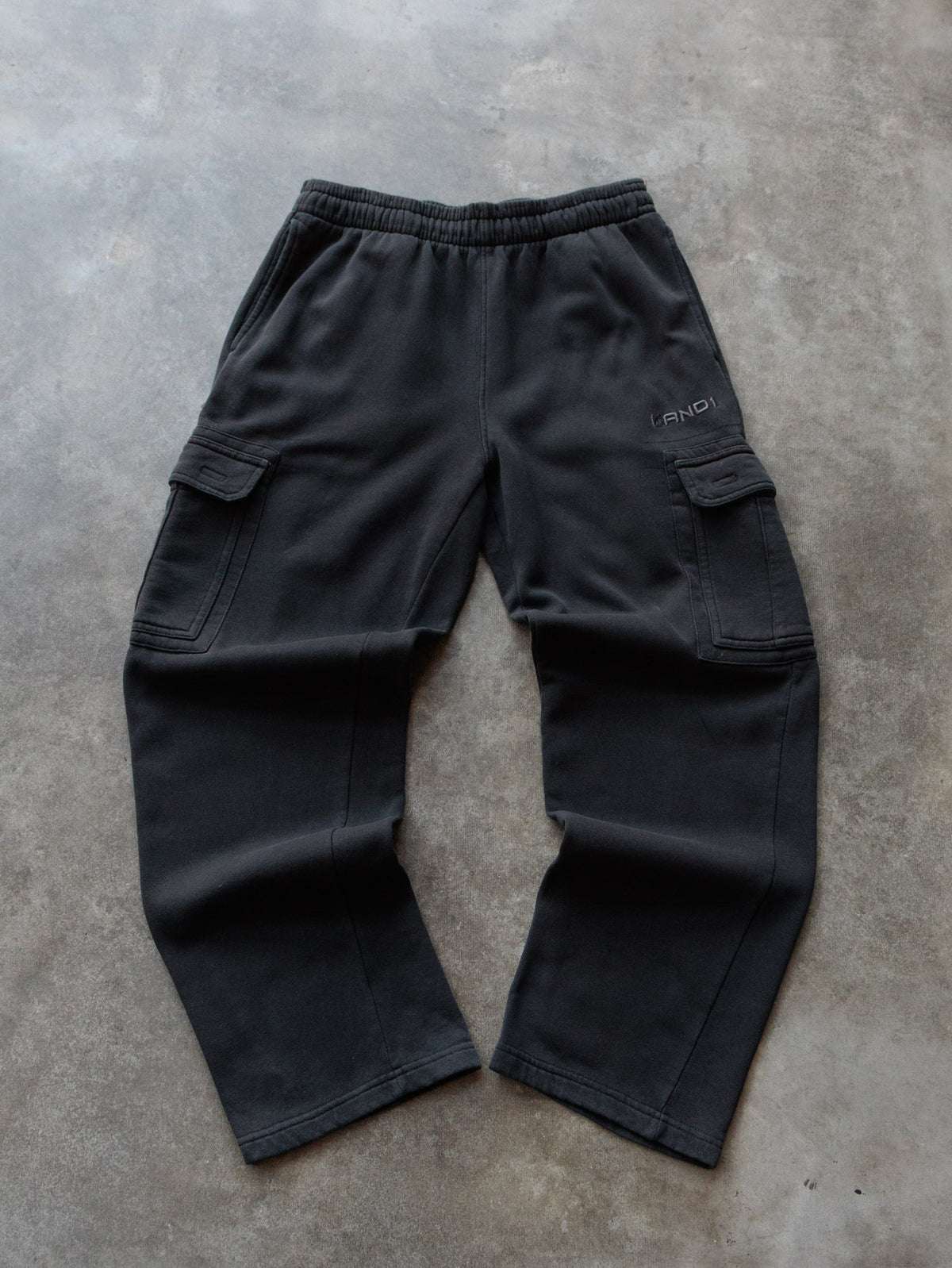 Vintage Black AND1 Cargo Sweatpants (M)