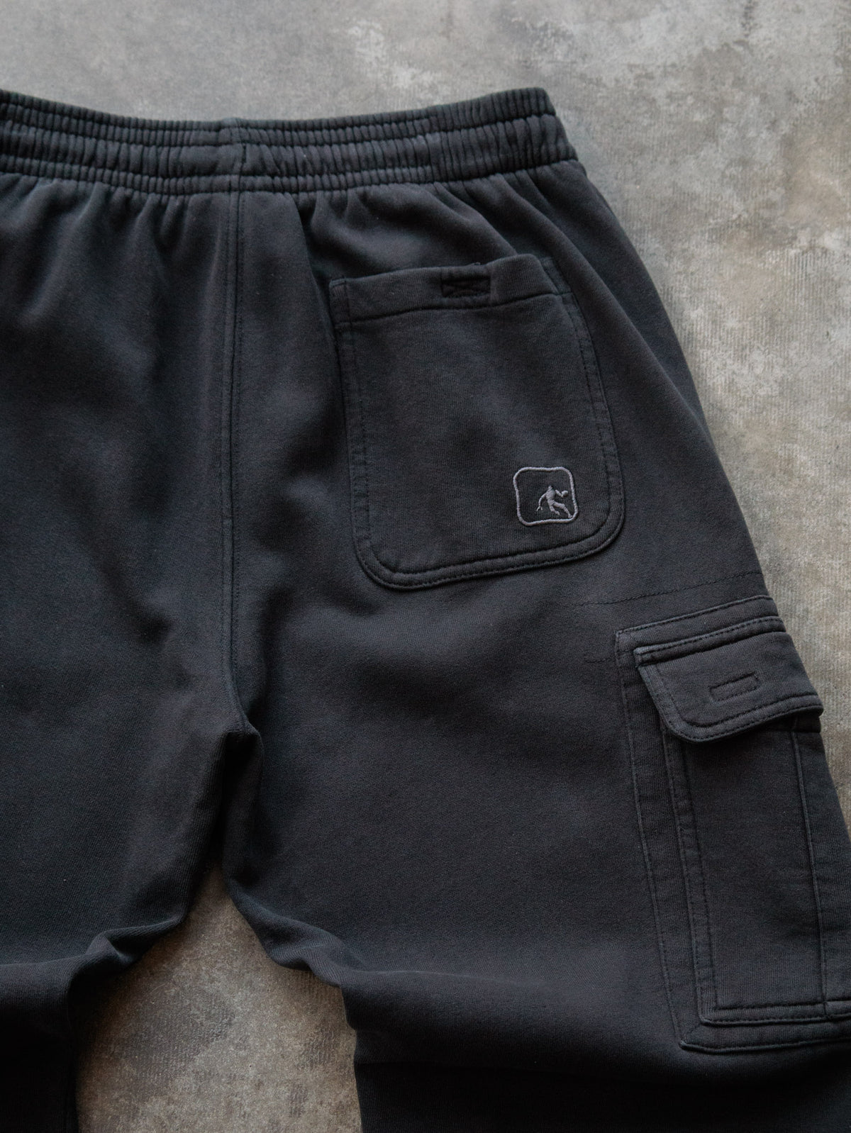 Vintage Black AND1 Cargo Sweatpants (M)