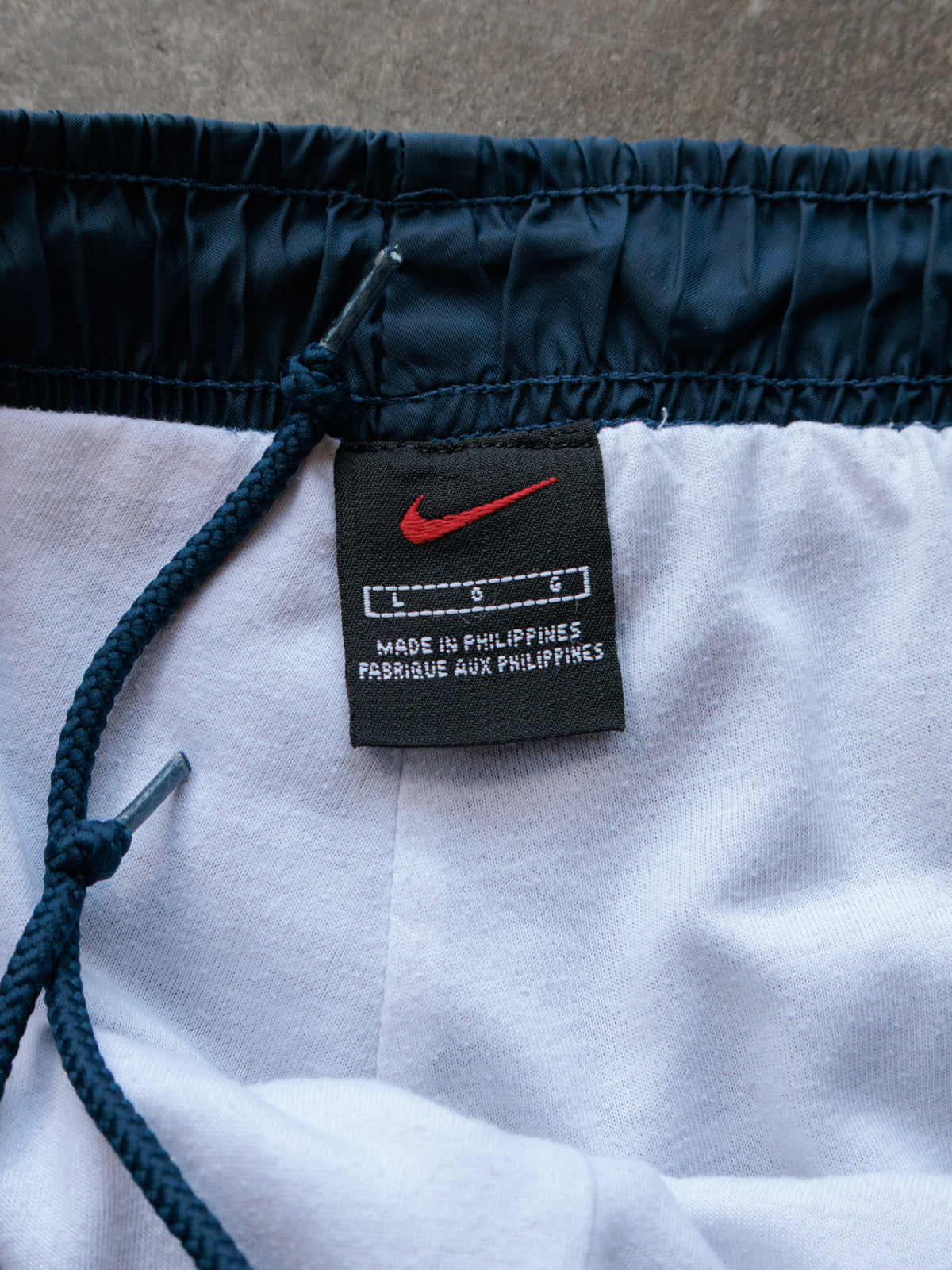 Vintage 00s Navy Nike Track Pants (L)