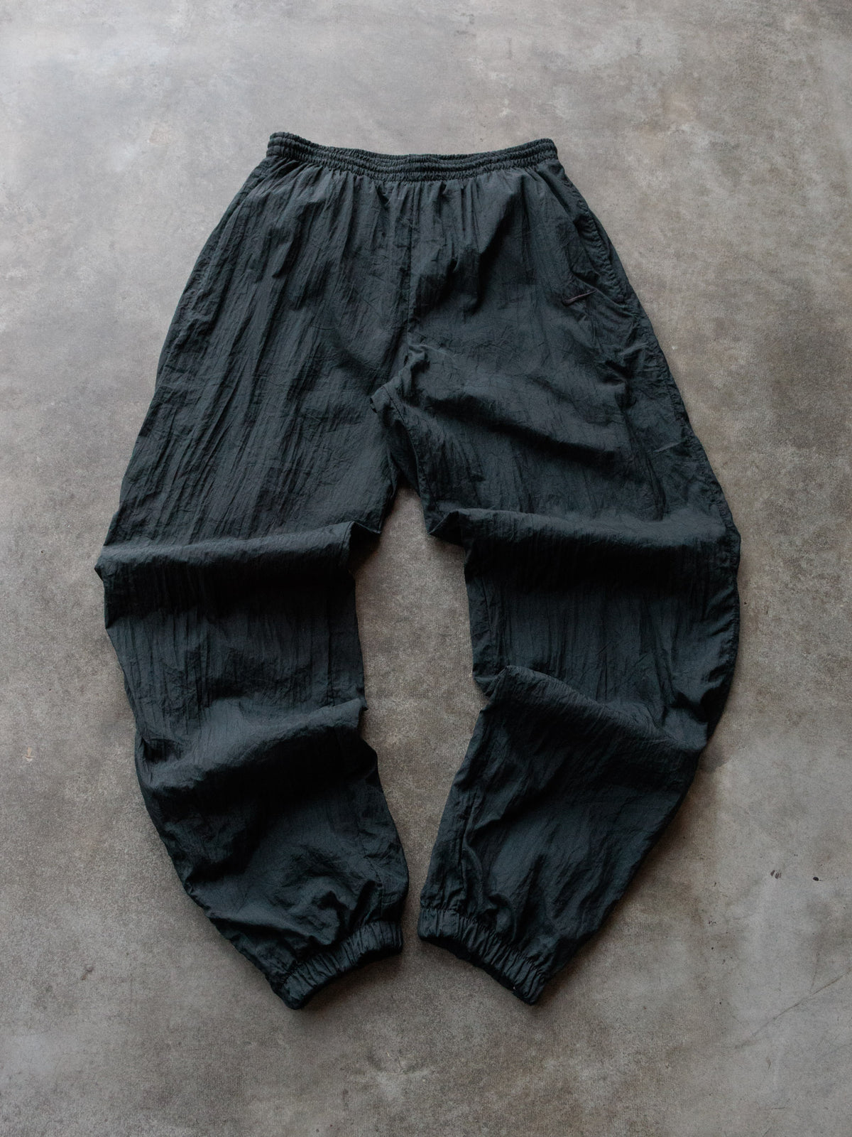 Vintage 90s Black Nike Track Pants (M)