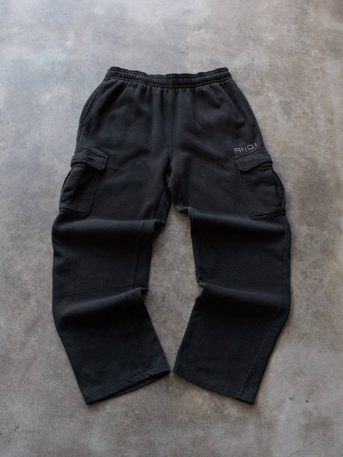 Vintage Black AND1 Cargo Sweatpants (M)