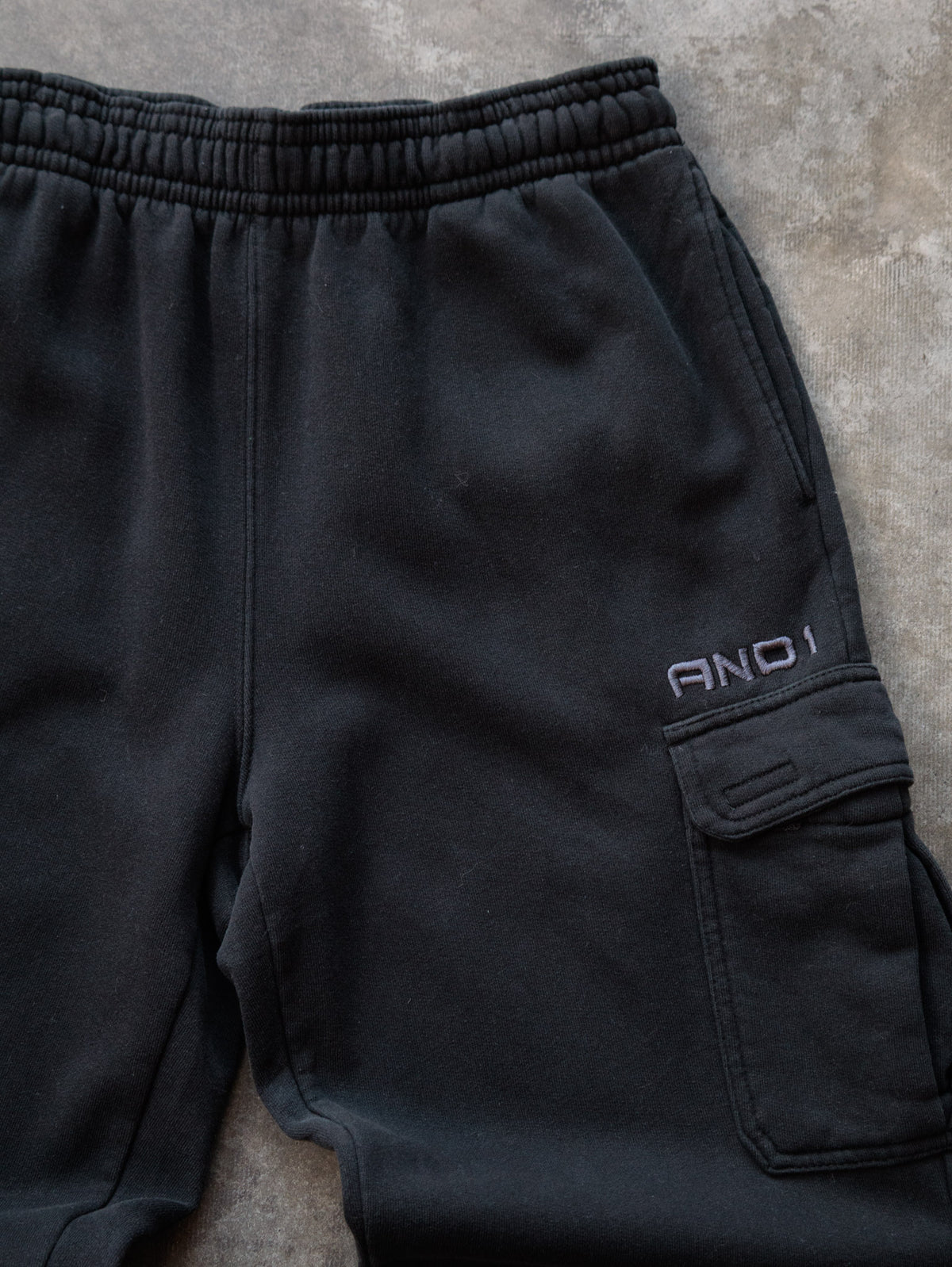 Vintage Black AND1 Cargo Sweatpants (M)