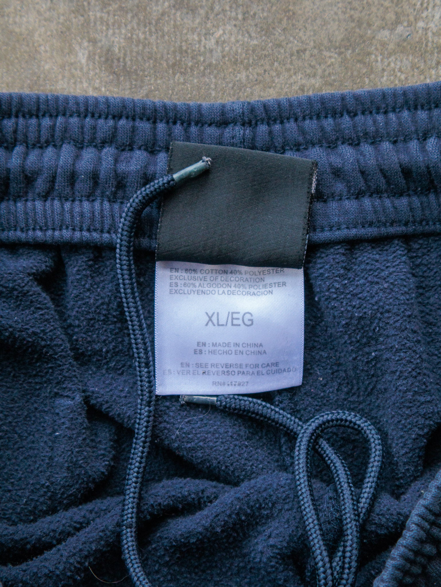 Vintage Navy Ecko Cargo Sweatpants (XL)