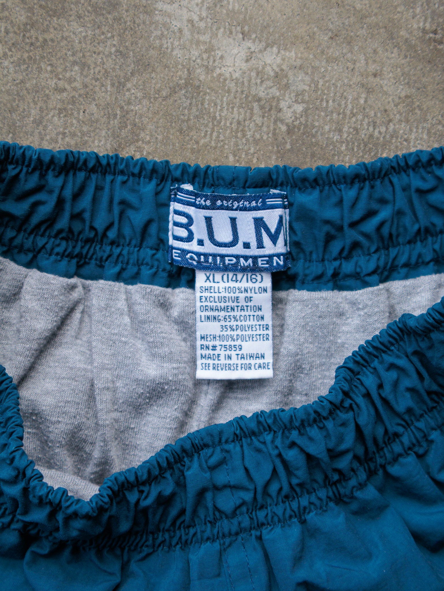 Vintage 90s Teal B.U.M. Equipment Cargo Track Pants (14-16Y)
