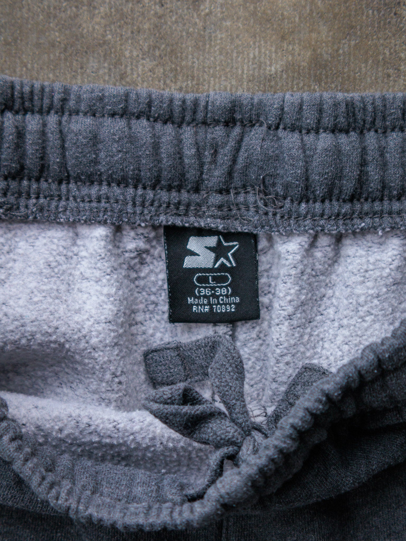 Vintage 00s Grey Starter Sweatpants (L)