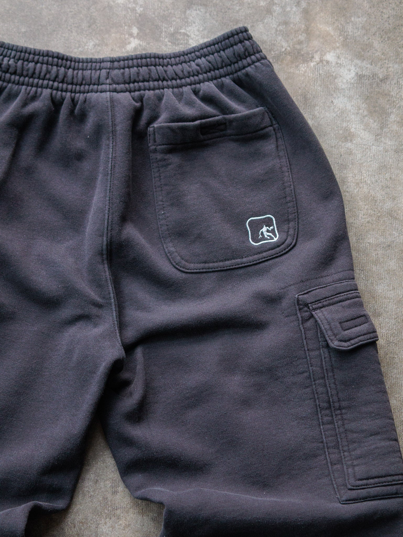 Vintage 00s Black AND1 Cargo Sweatpants (M)