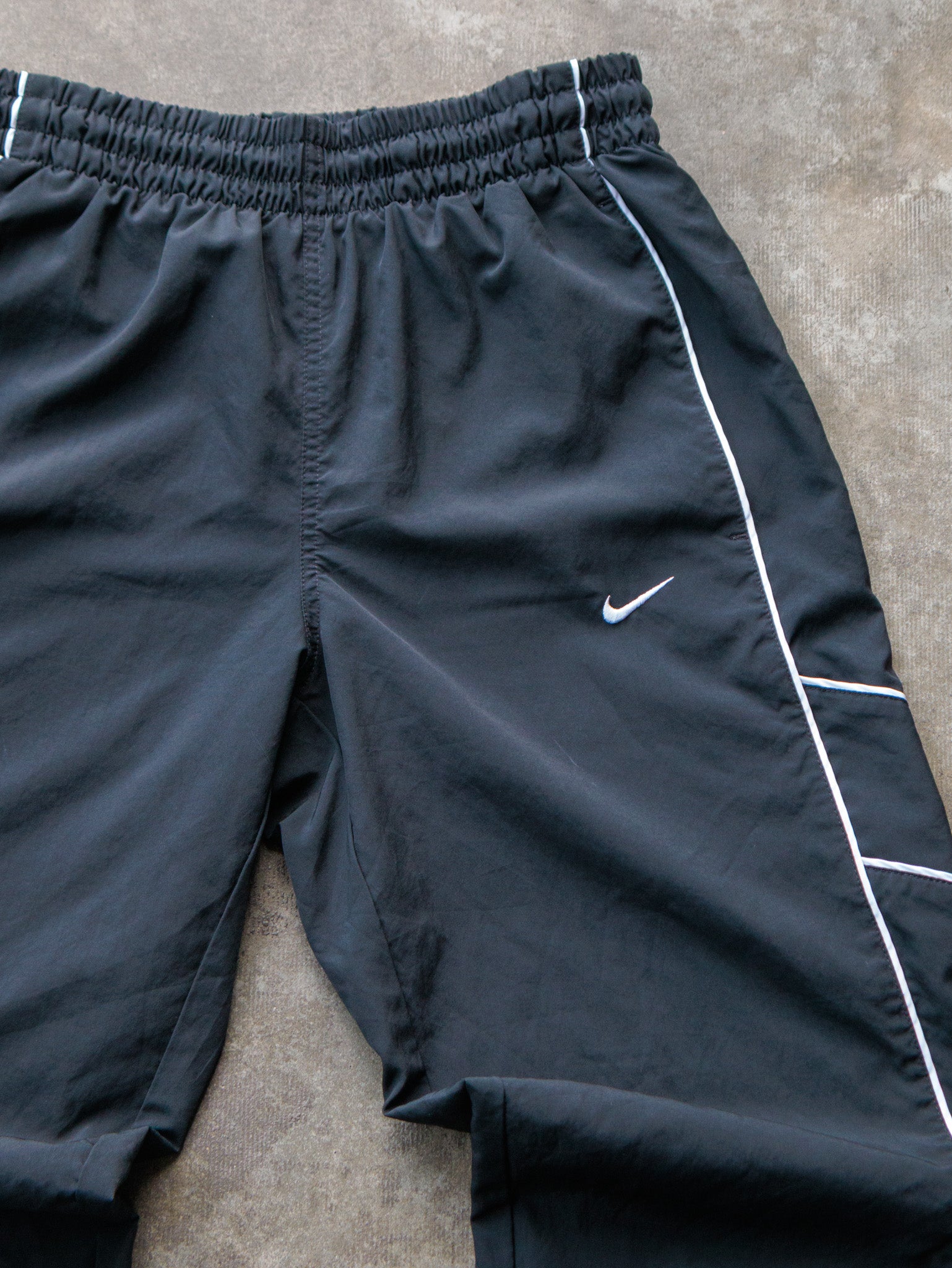 Vintage 00s Black Nike Track Pants (S)