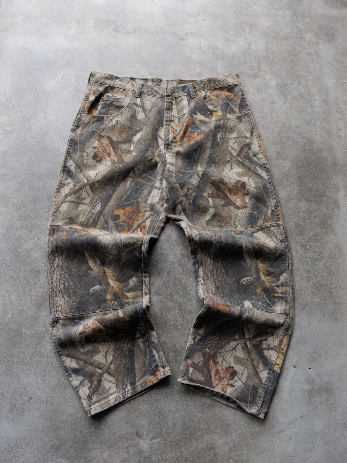 Vintage 90s Brown Realtree Hardwoods Camo Wrangler Pants (-)
