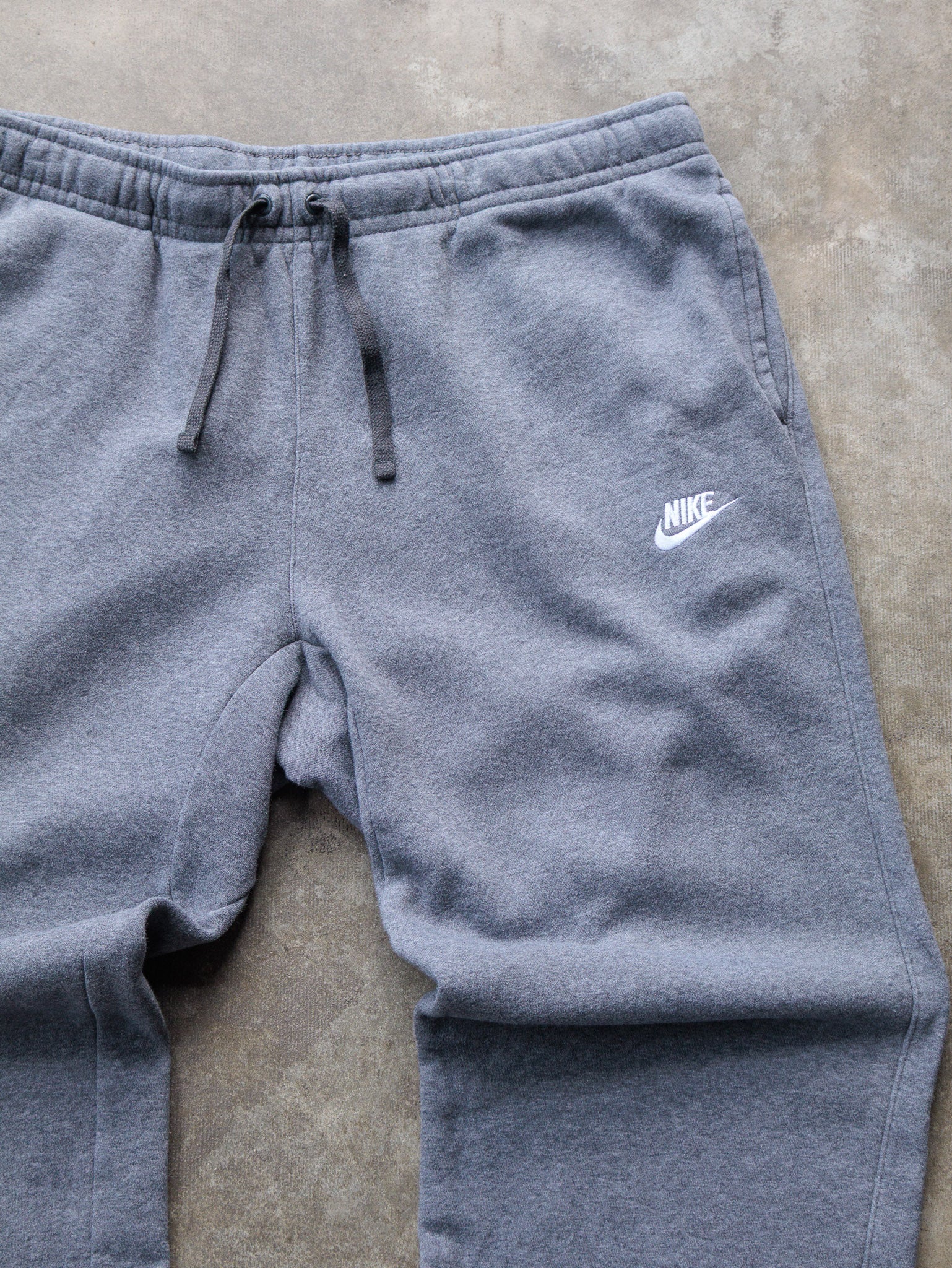 Vintage Grey Nike Pants (XL)