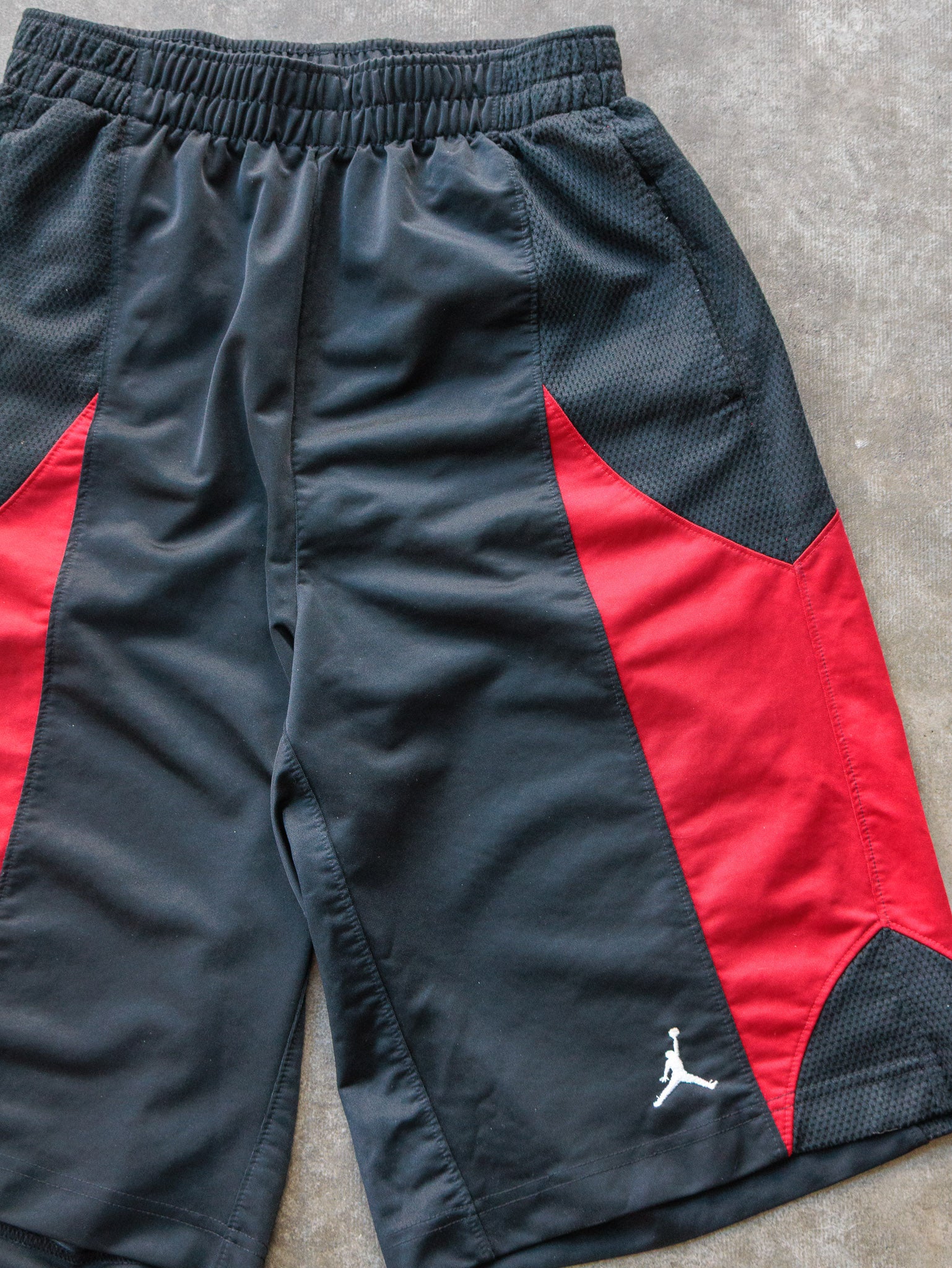 Vintage Black & Red Jordan Basketball Shorts (S)