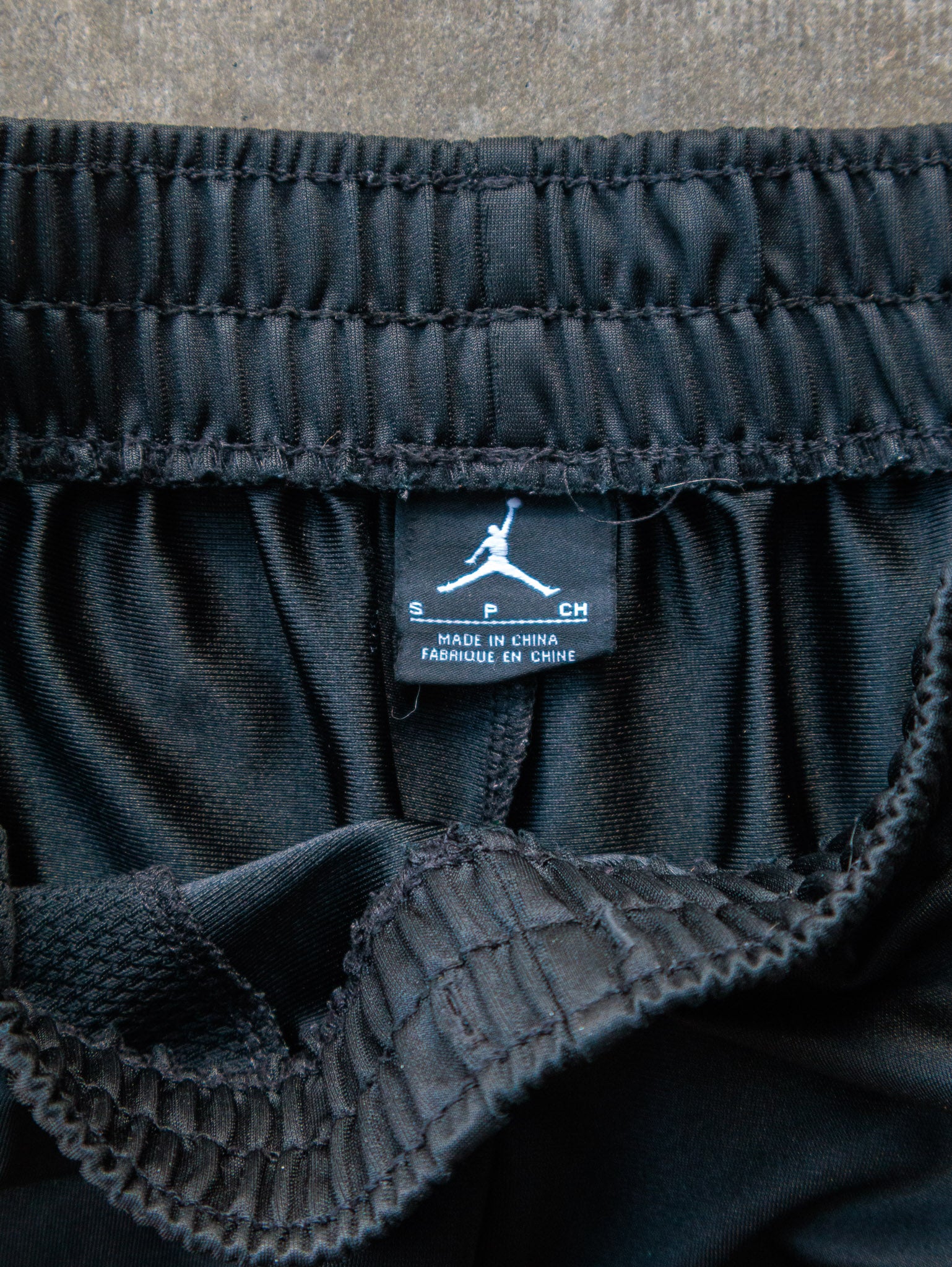 Vintage Black & Red Jordan Basketball Shorts (S)